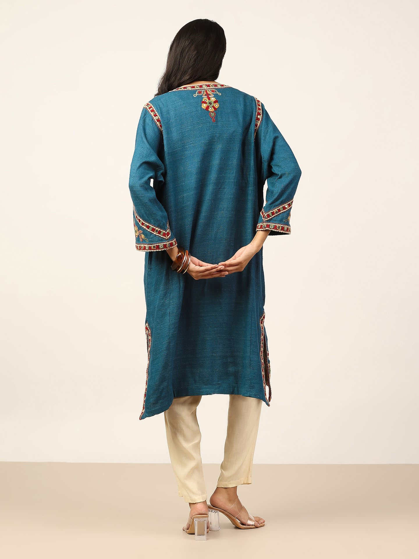 Blue Elara Shrug