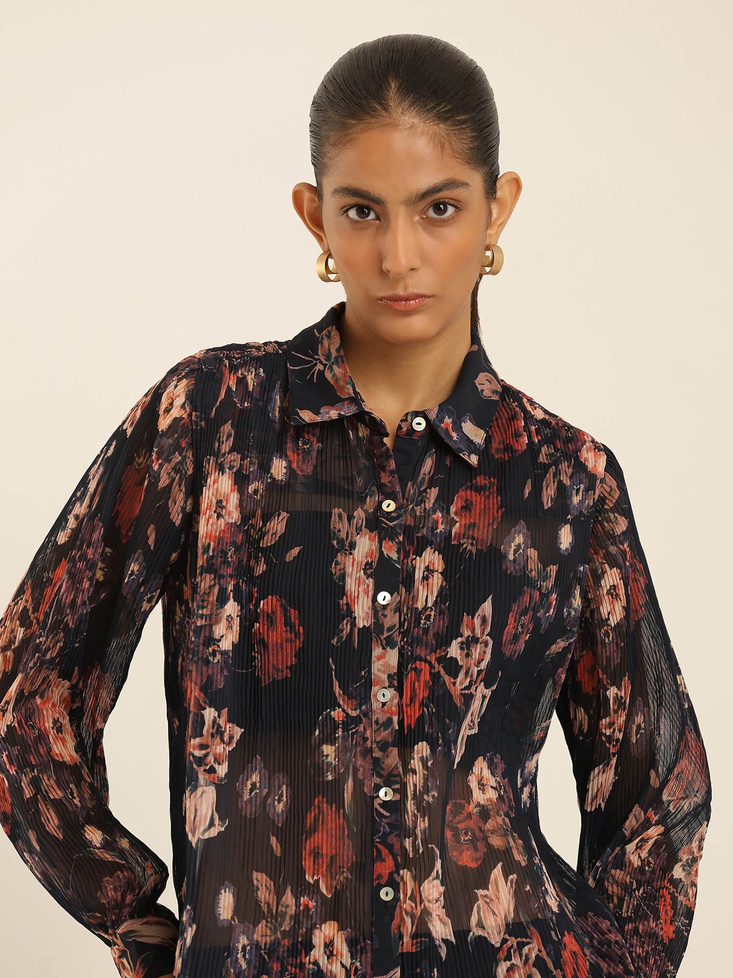 Black Fiona Short Top