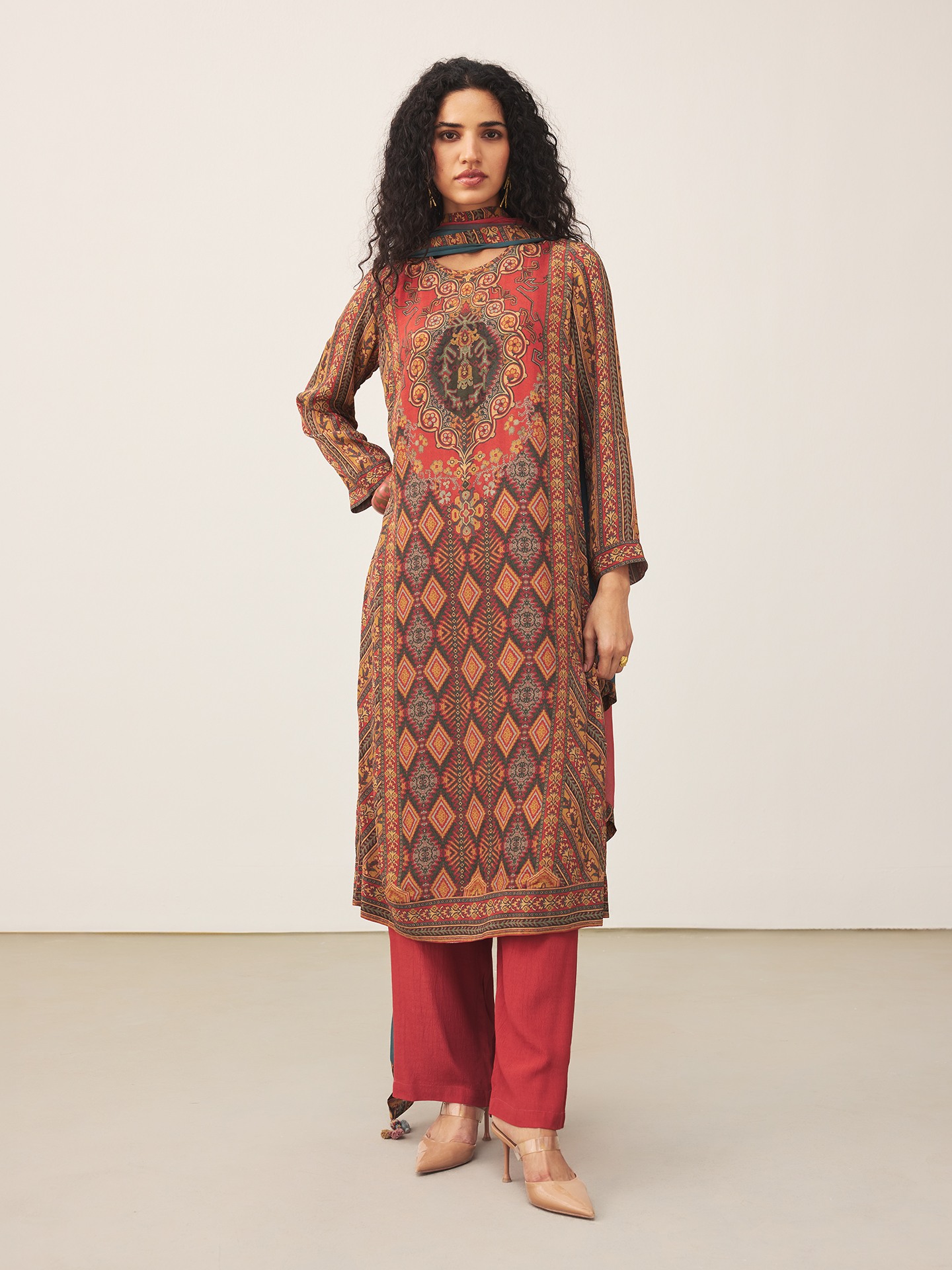 Rust Ambi Suit Set