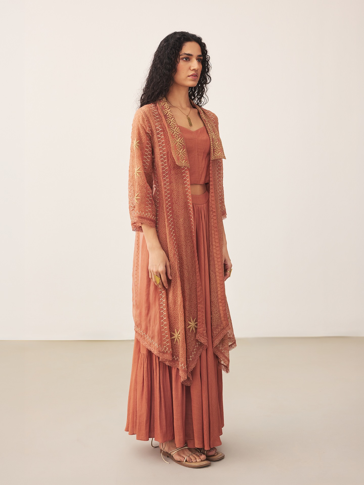 Rust Ahvi Cape Set