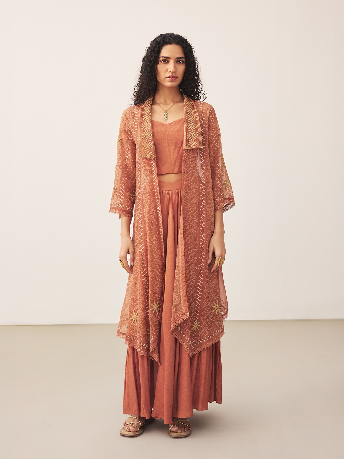 Rust Ahvi Cape Set