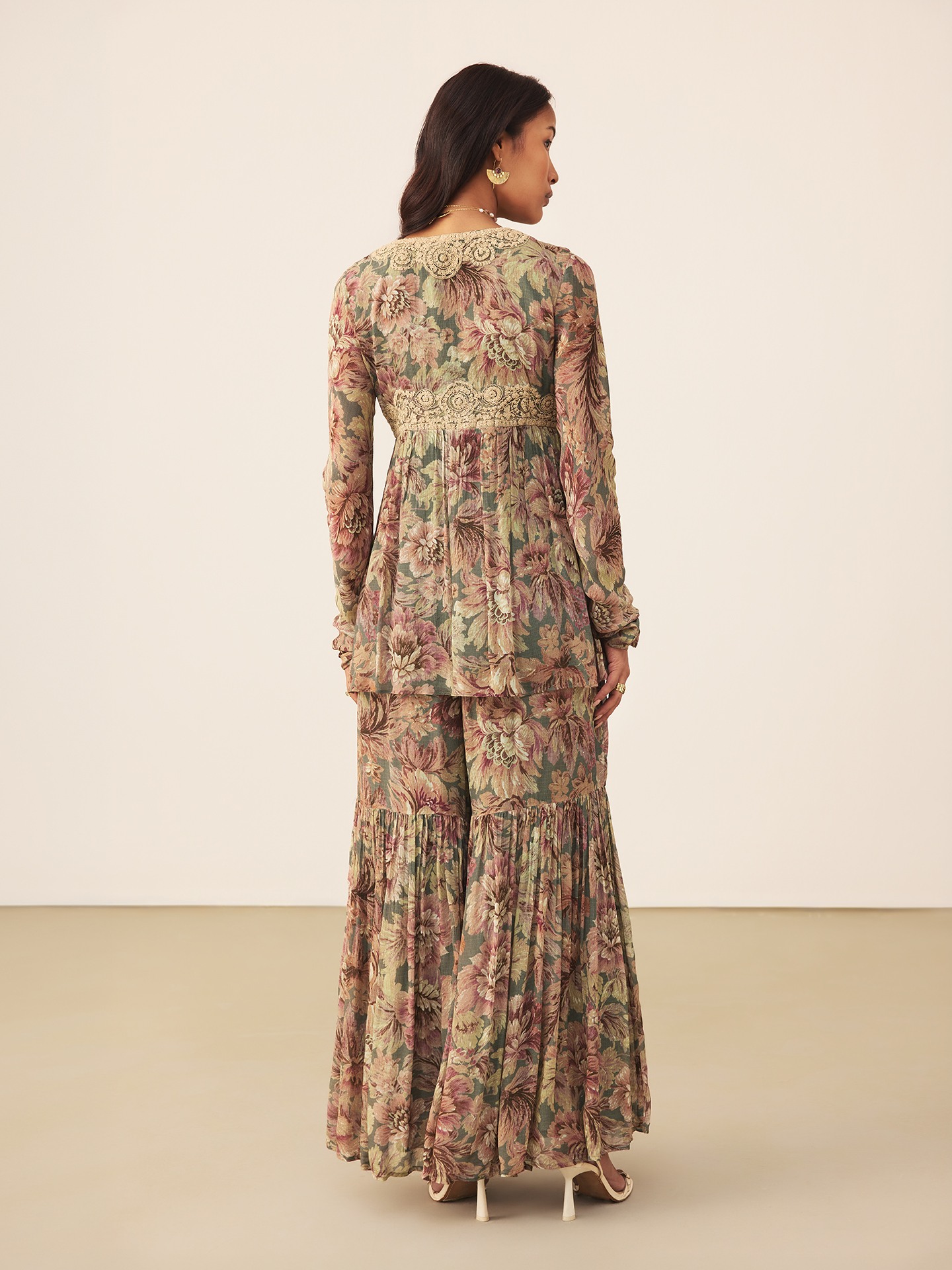 Green Rose Bloom Suit Set