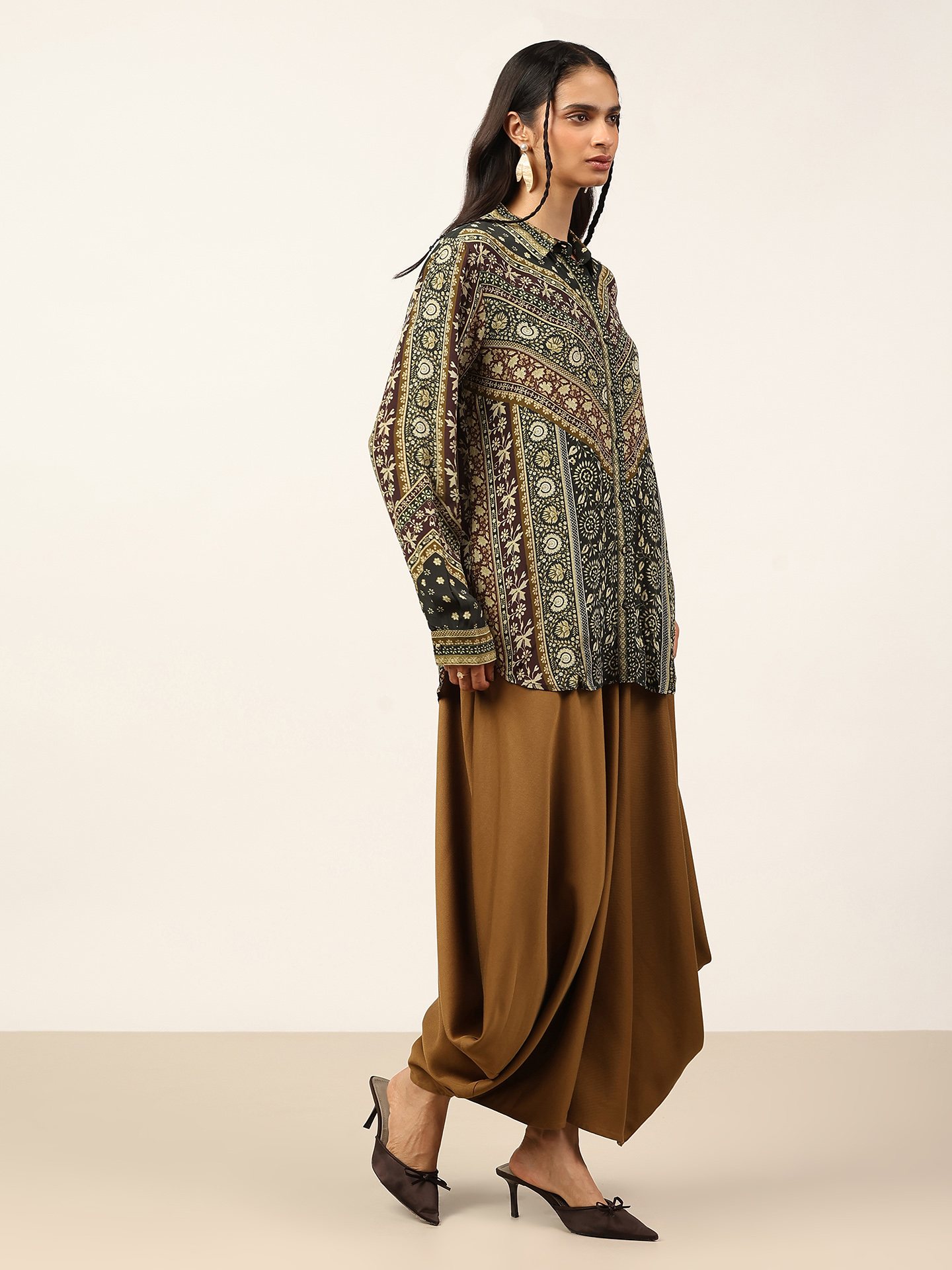 Black Zeya Shirt