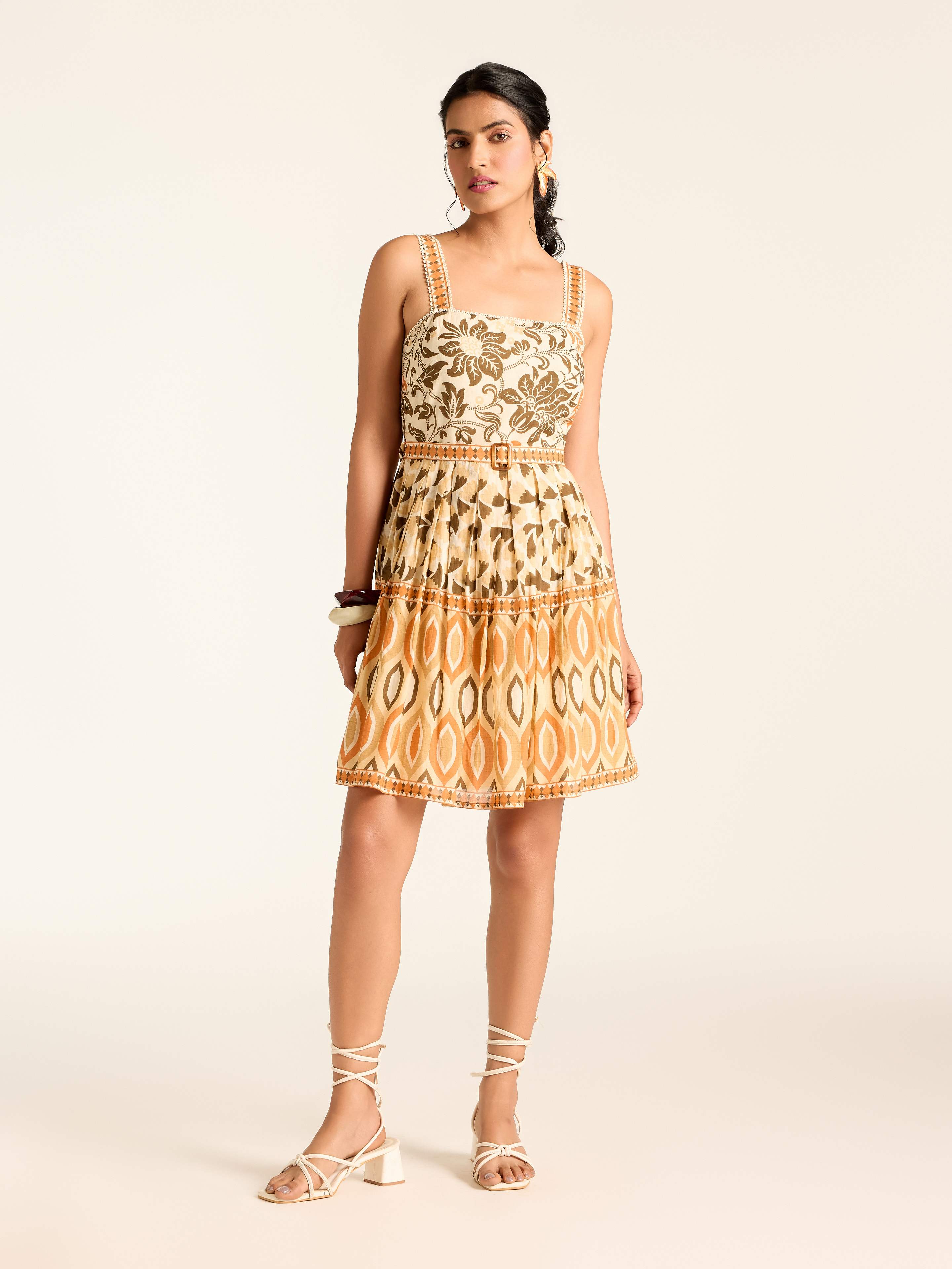Ecru Anemonne Short Dress