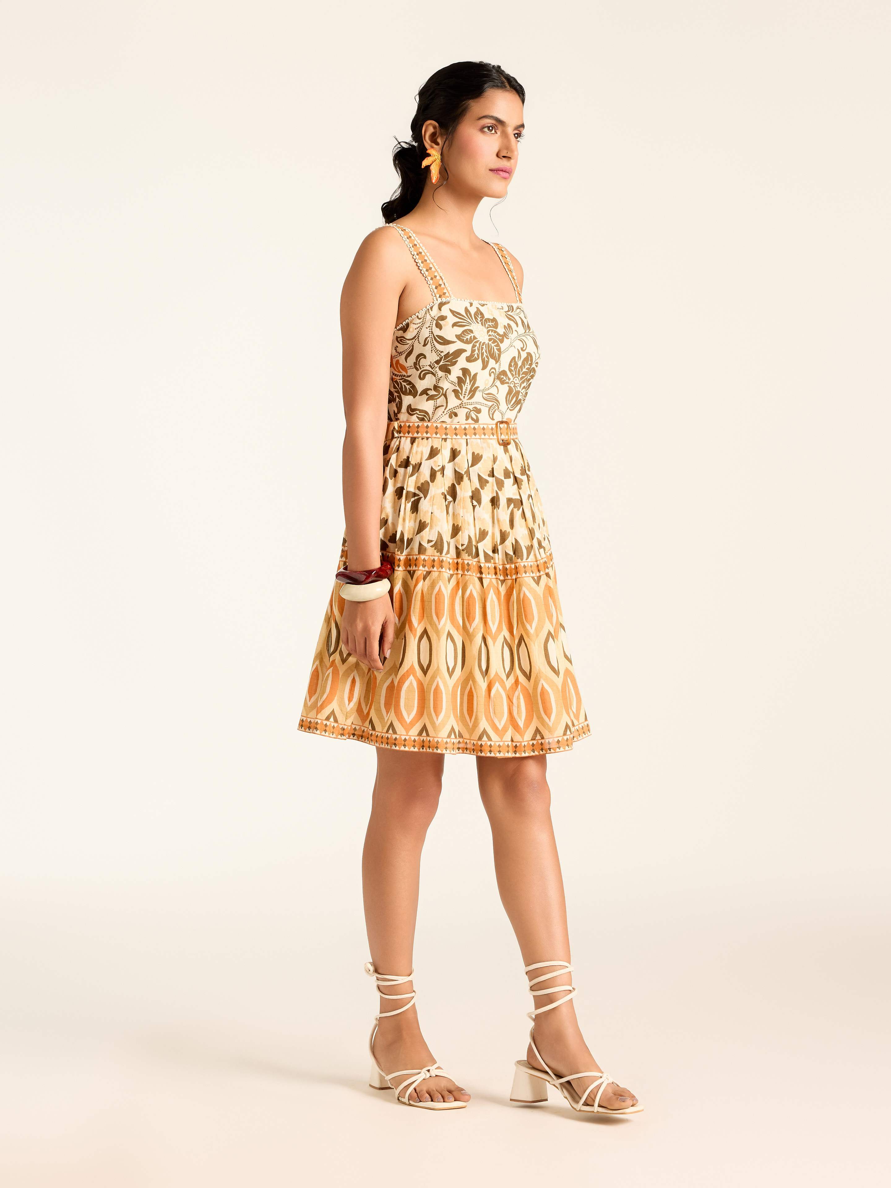 Ecru Anemonne Short Dress
