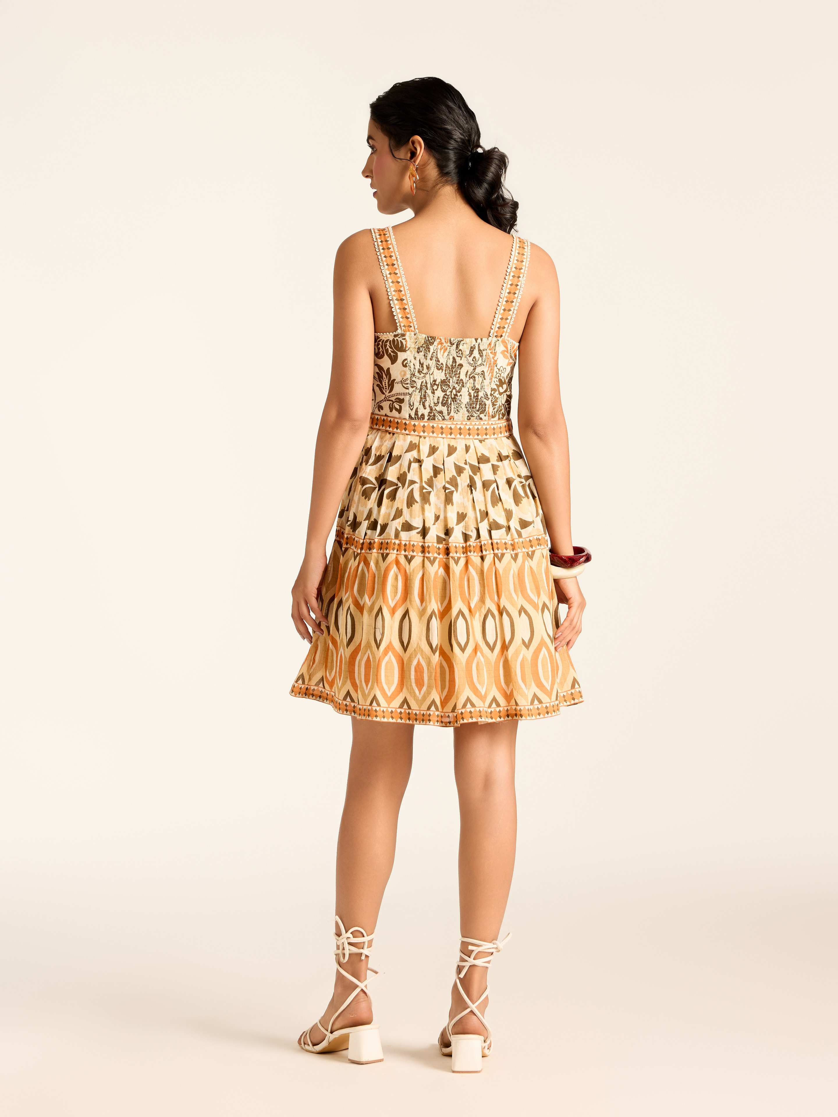 Ecru Anemonne Short Dress