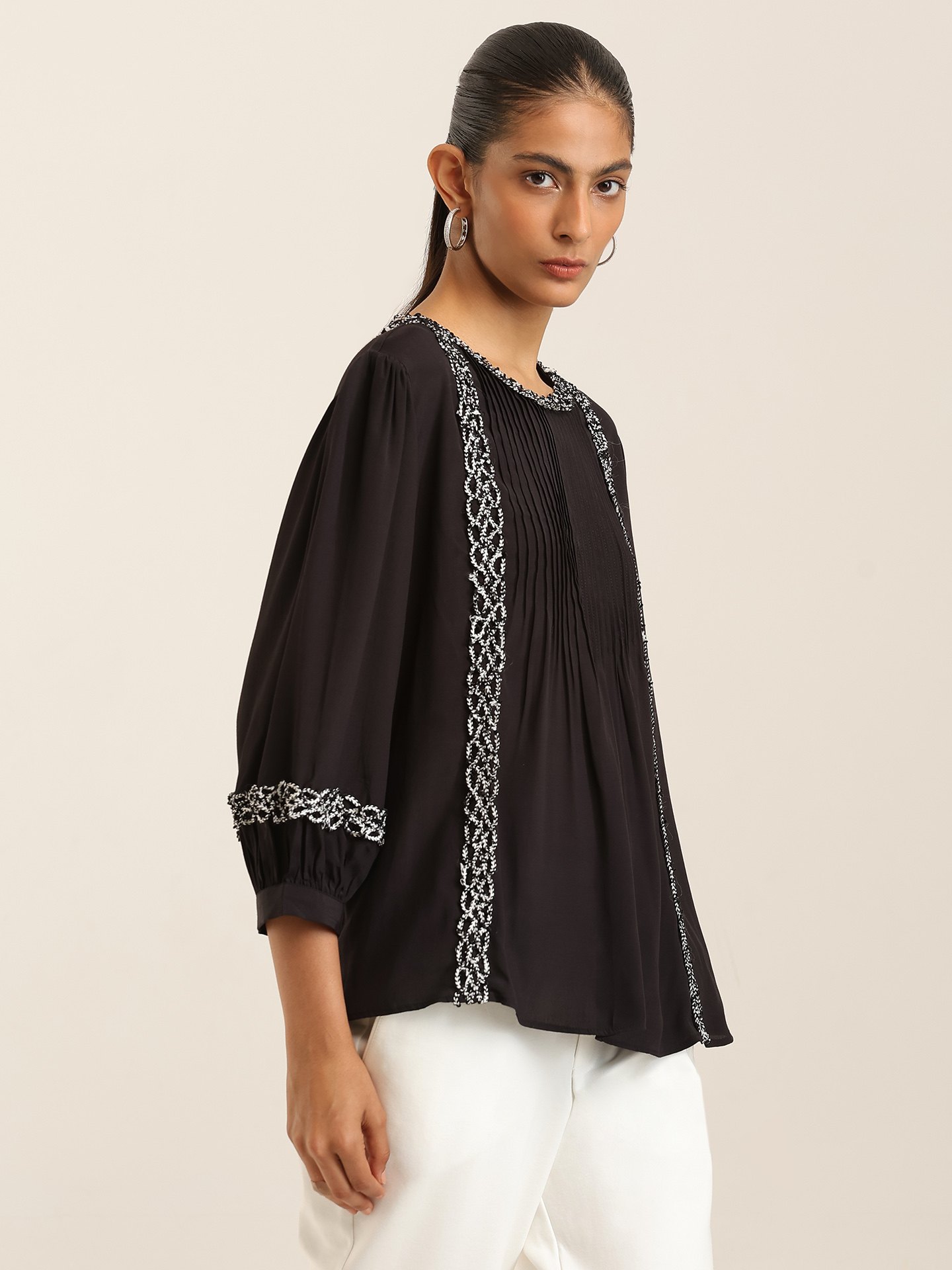 Black Frankie Short Top