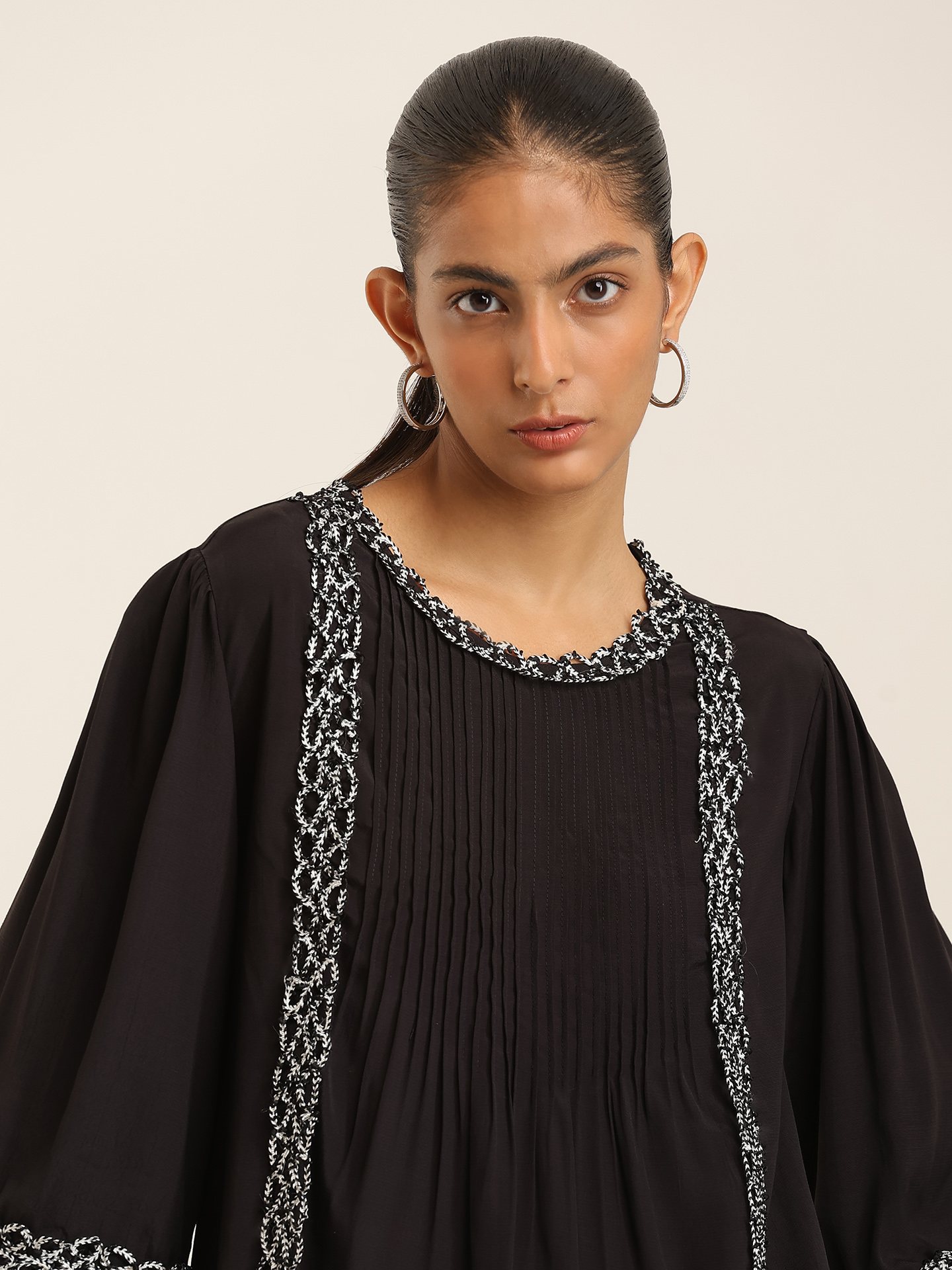 Black Frankie Short Top