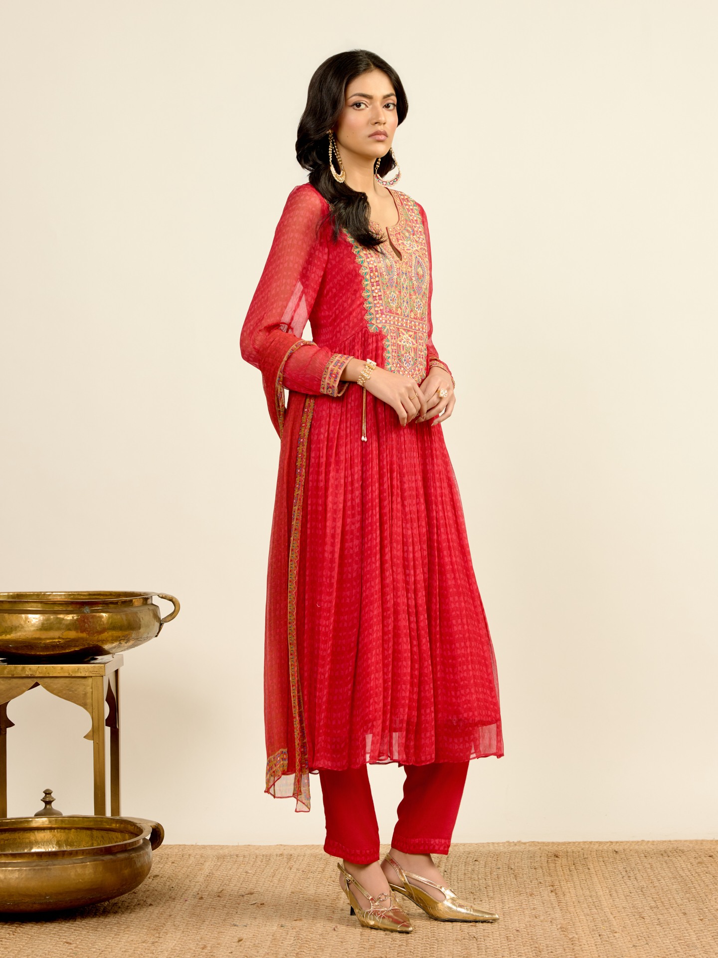 Red Mia
 Suit Set