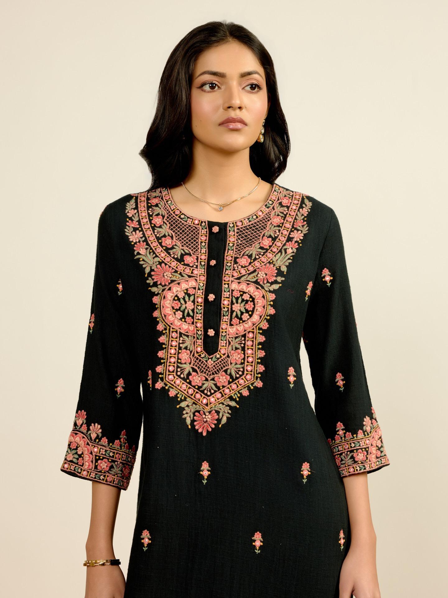 Black Reya Solid  Suit Set