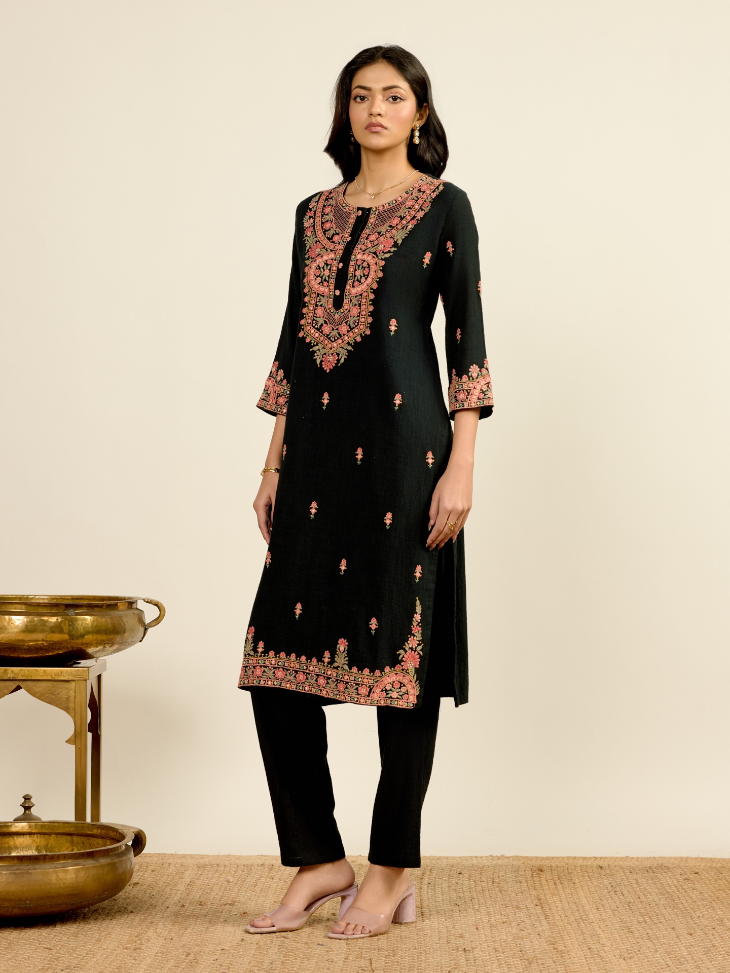 Black Reya Solid  Suit Set