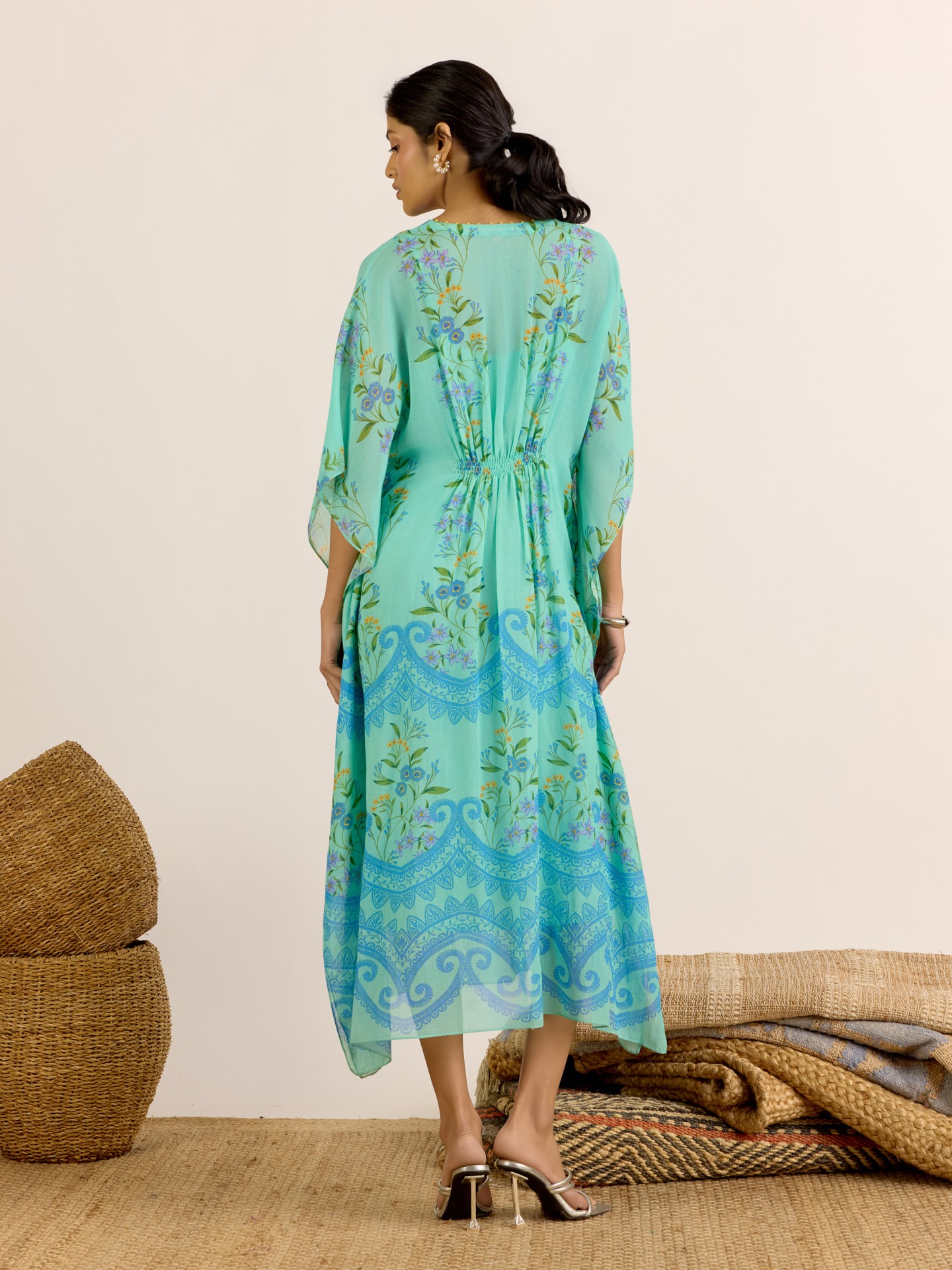 Aqua Sophia
 Kaftan