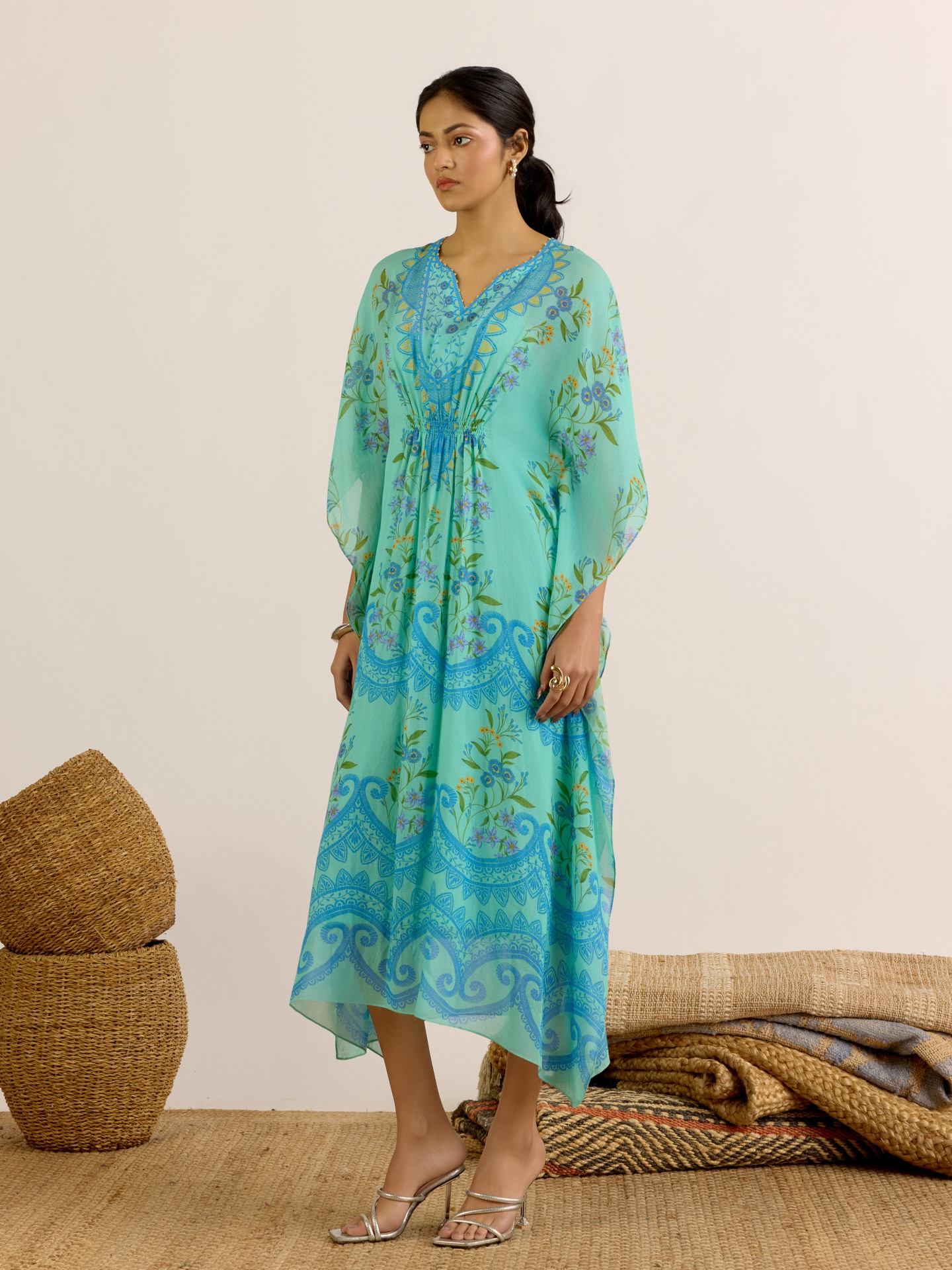 Aqua Sophia
 Kaftan