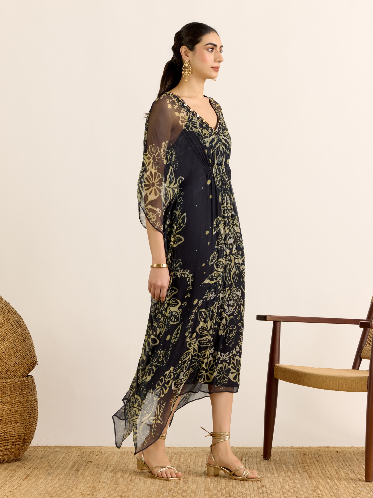Black Elder Flower
 Kaftan