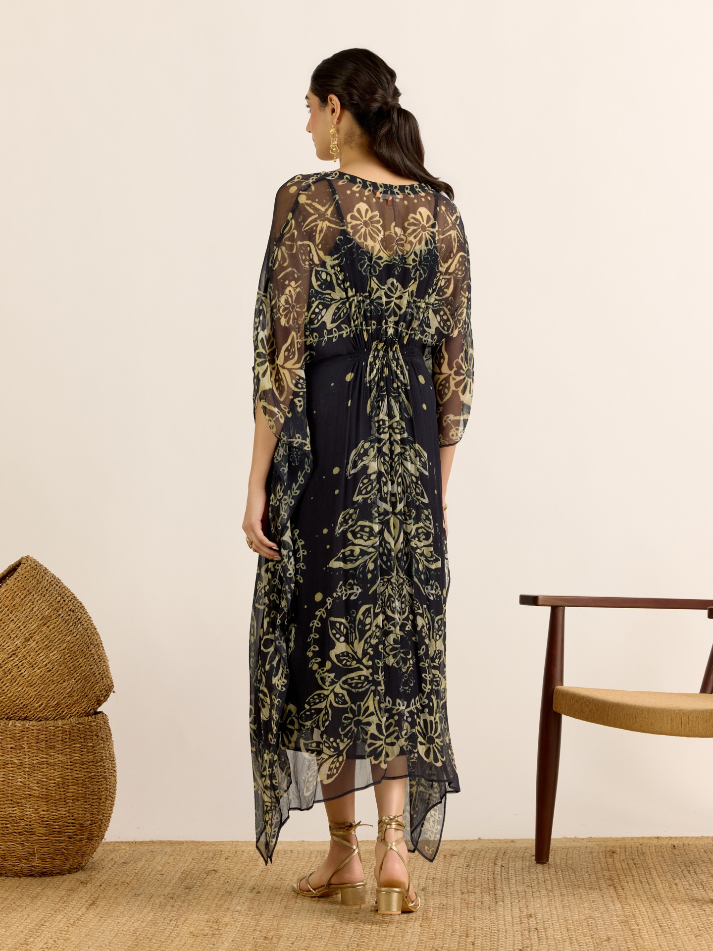 Black Elder Flower
 Kaftan