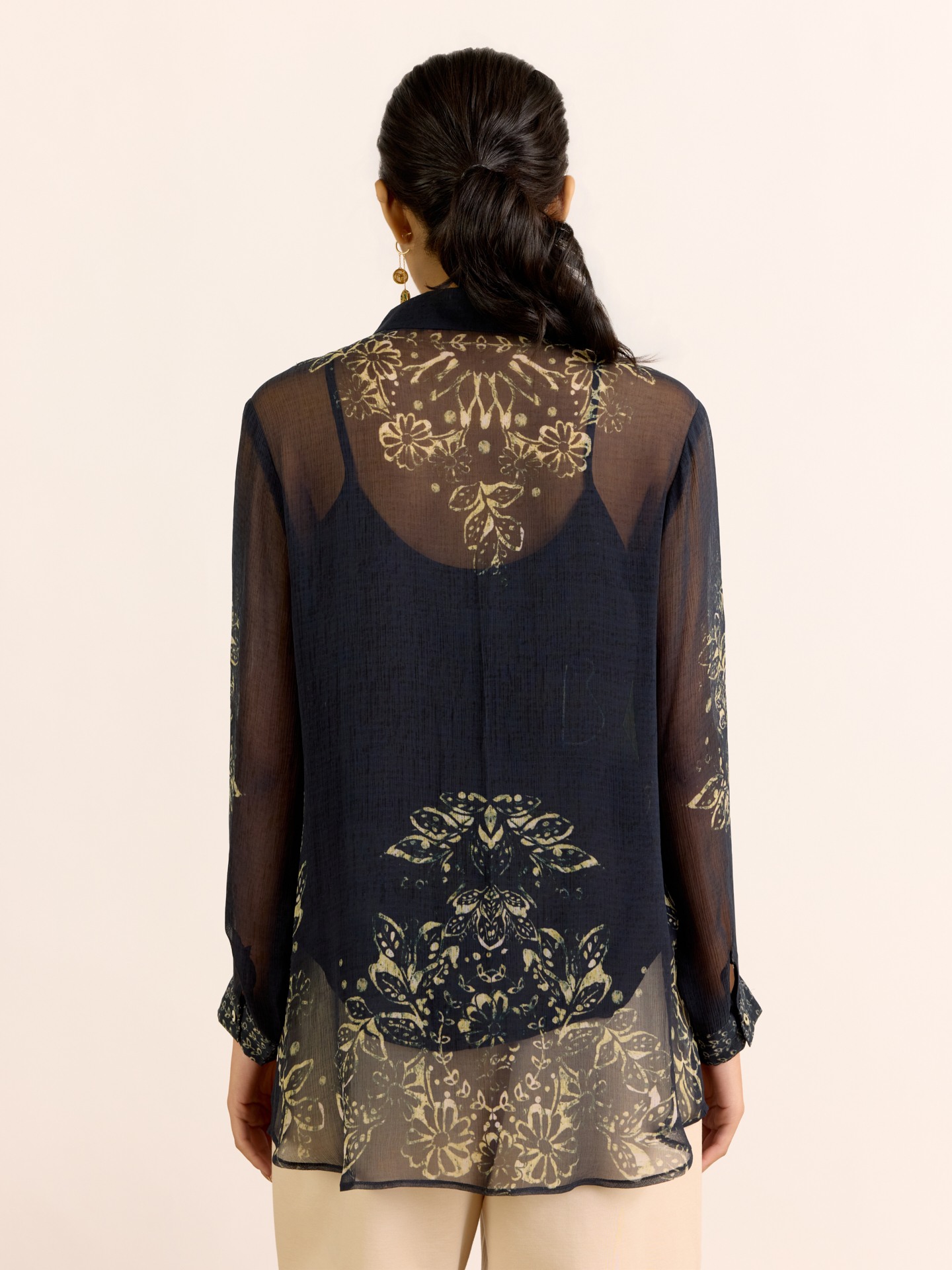 Black Elder Flower
 Shirt