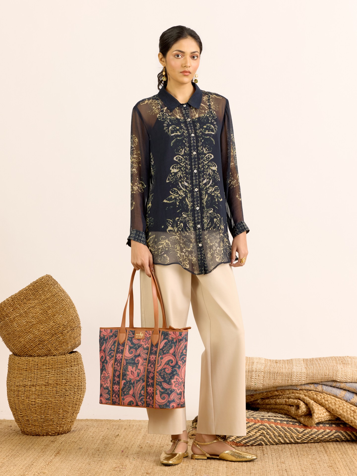 Black Elder Flower
 Shirt