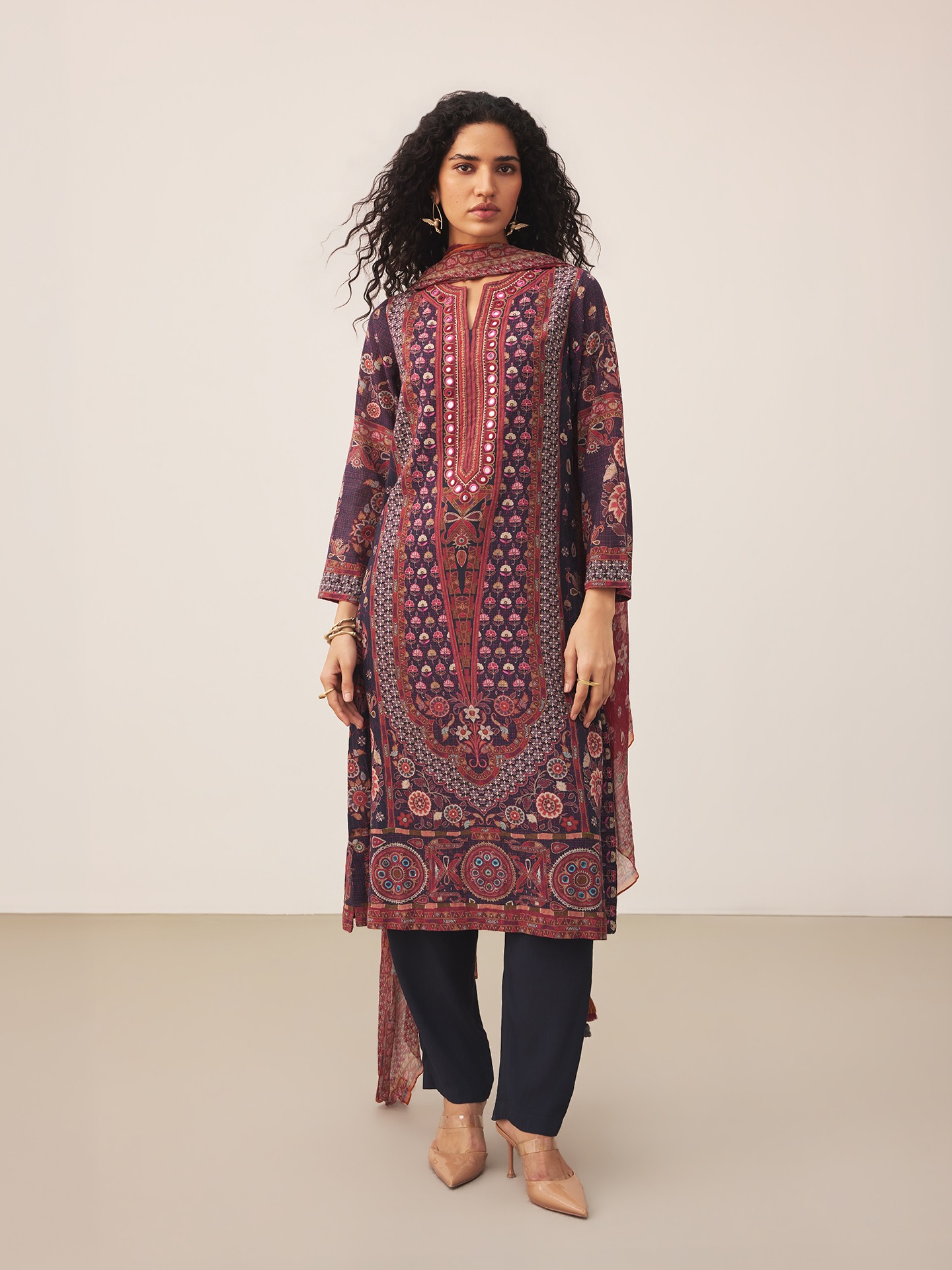 Black Uppwan Suit Set