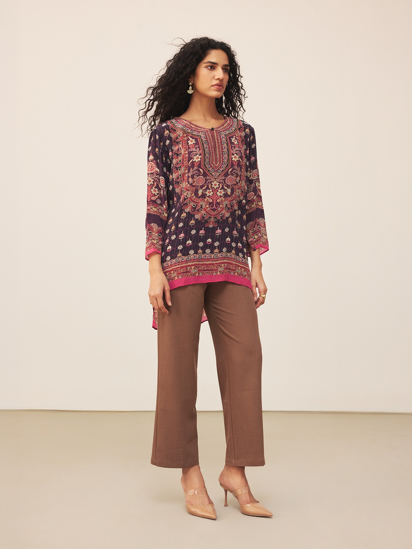 Black Uppwan Kurti