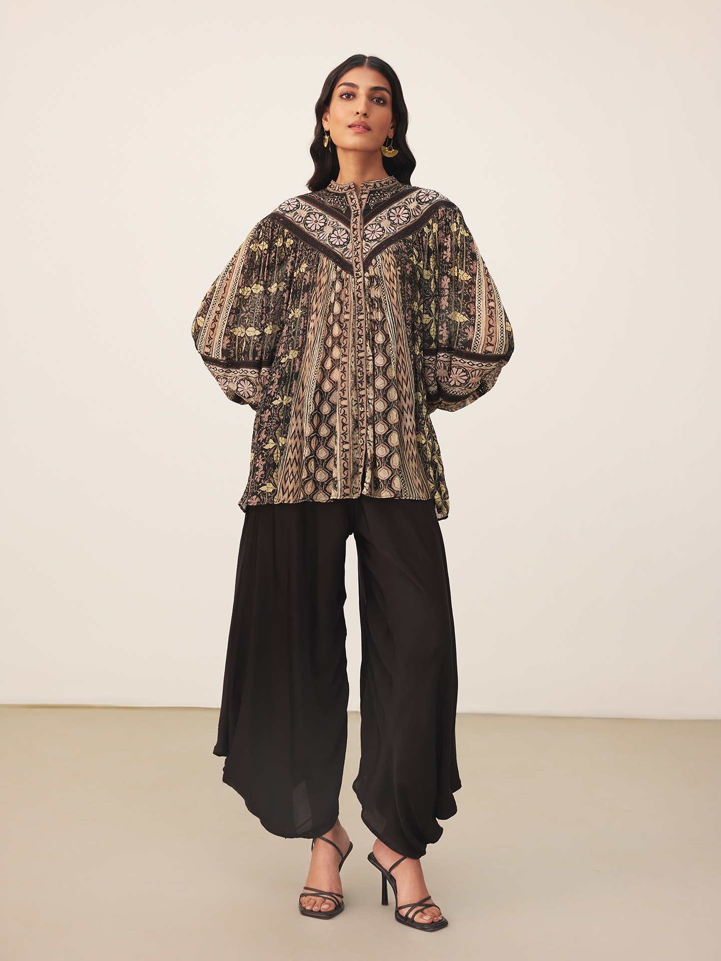 Black Zunairaa Shirt