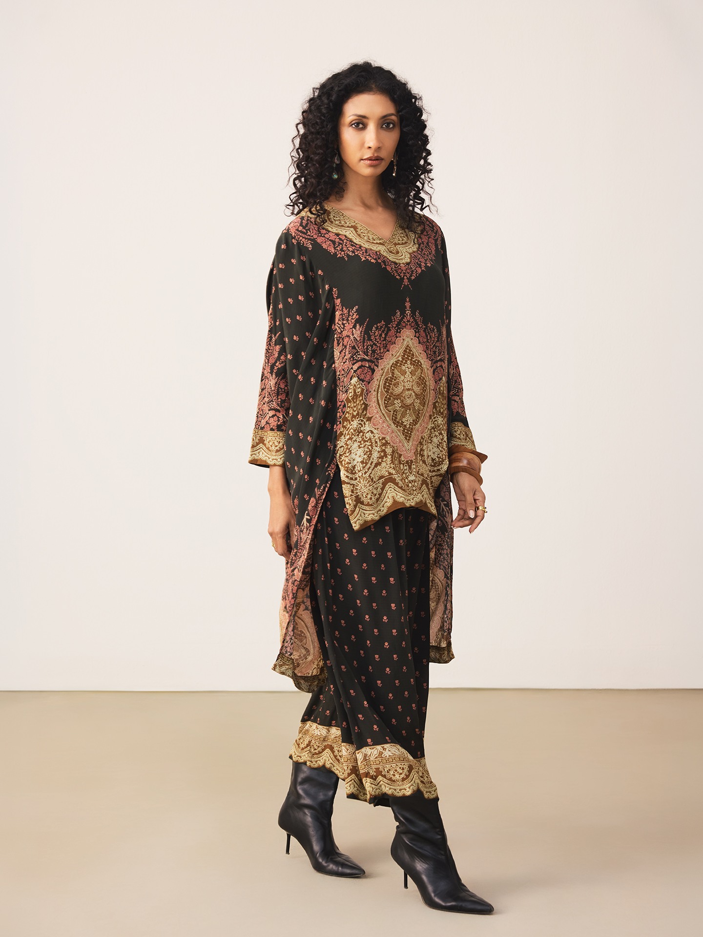 Black Palak Cord Set