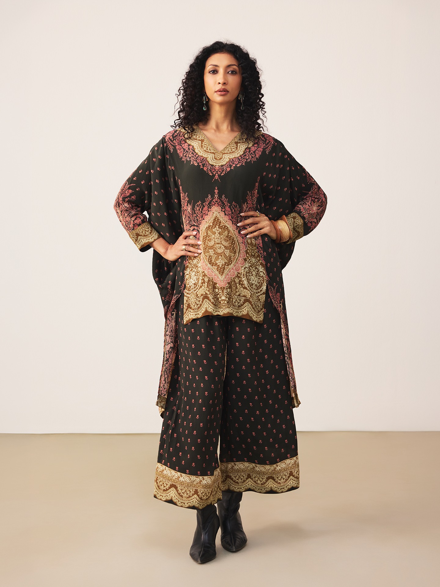 Black Palak Cord Set