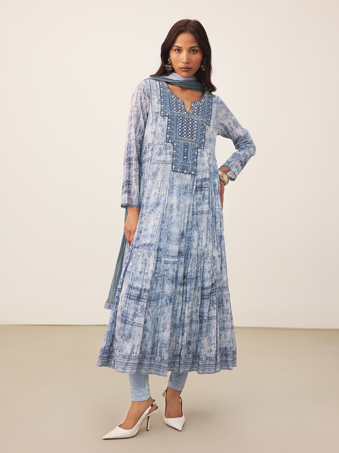 Blue Achhara Suit Set