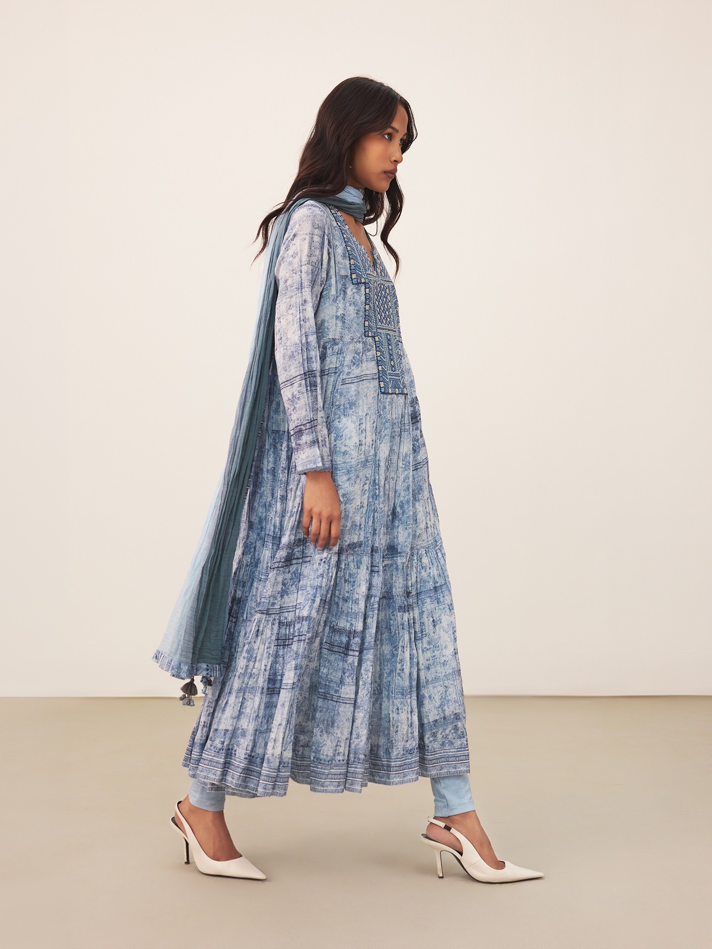 Blue Achhara Suit Set