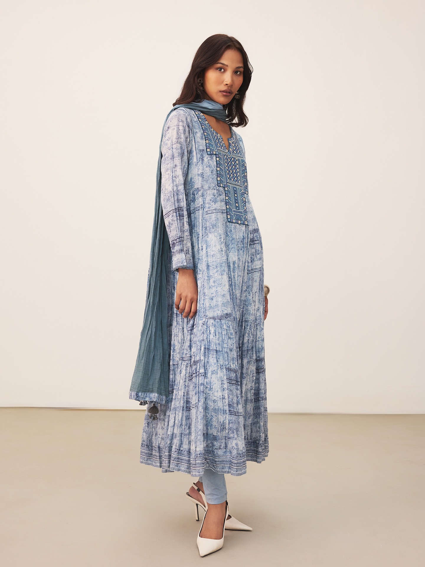 Blue Achhara Suit Set