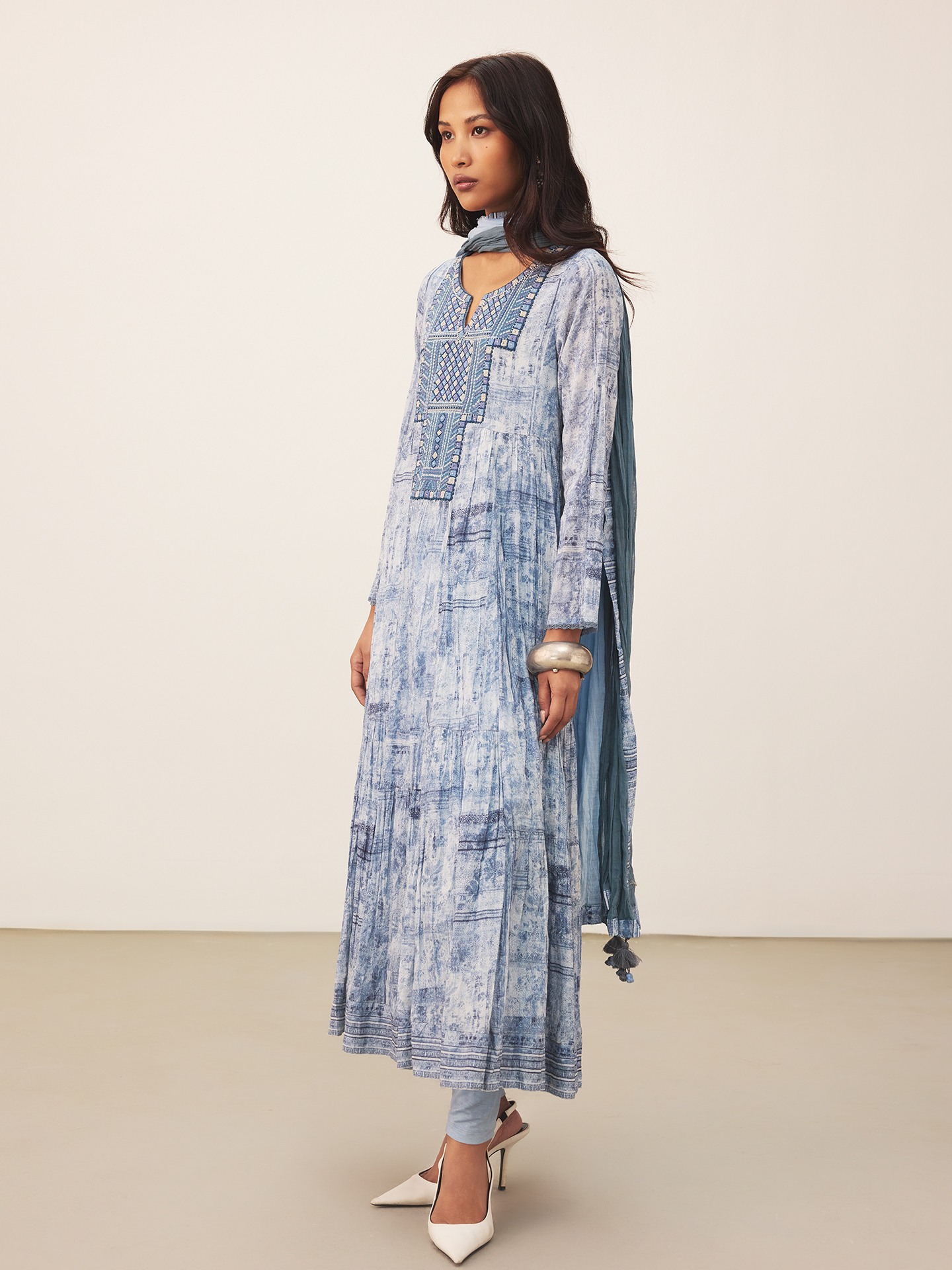 Blue Achhara Suit Set