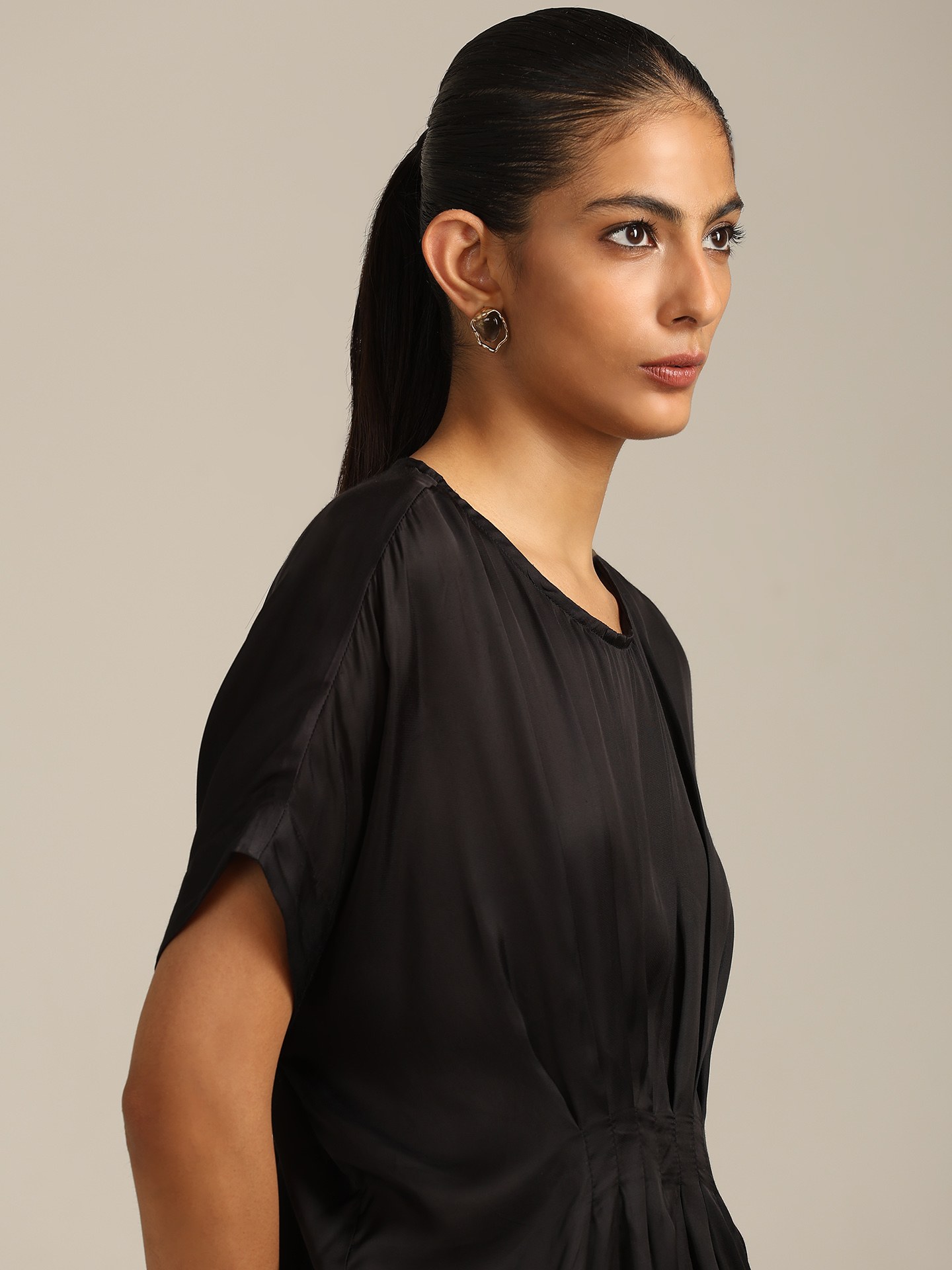 BLACK MARGO TOP
