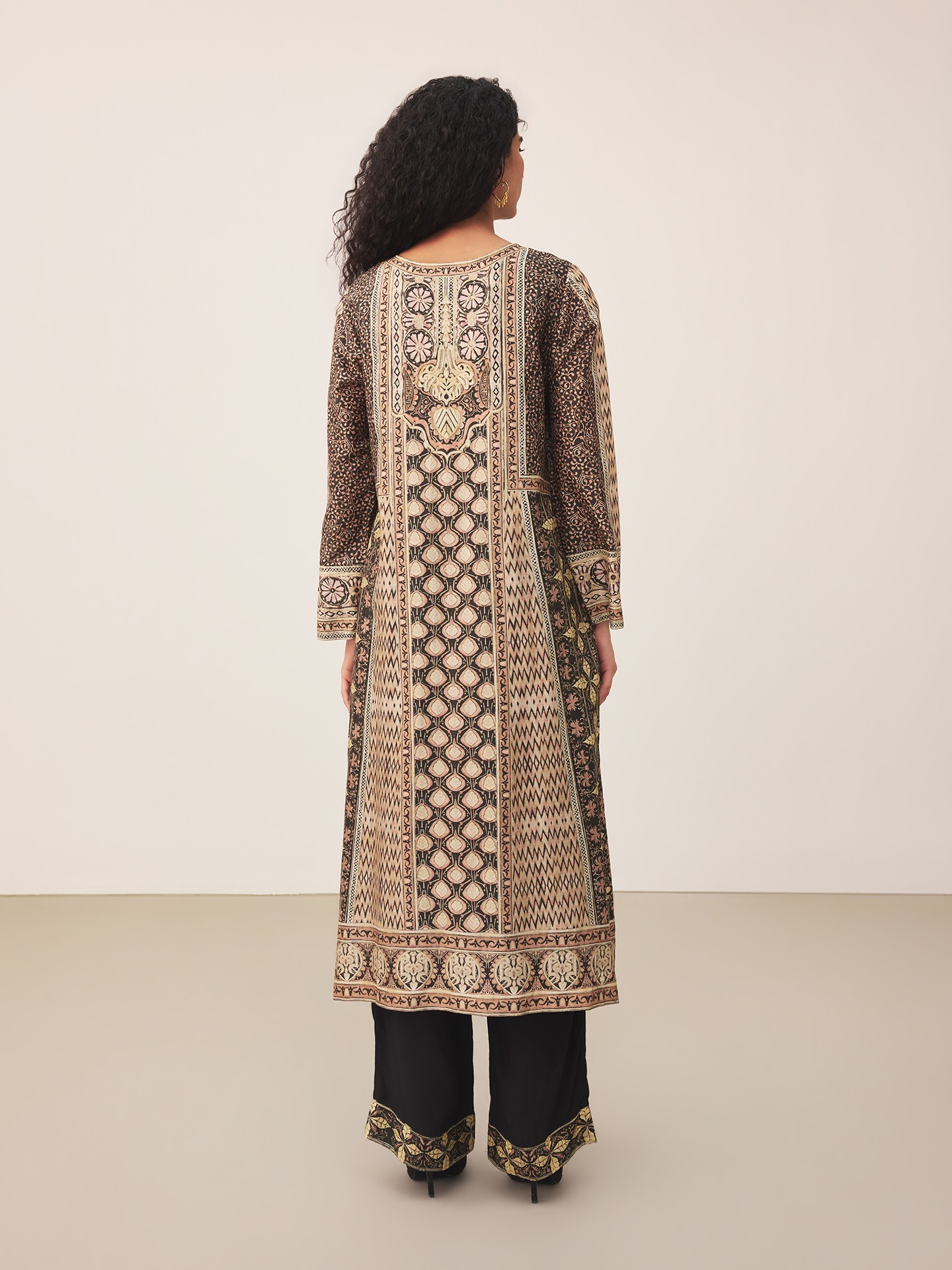 Black Zunairaa Suit Set