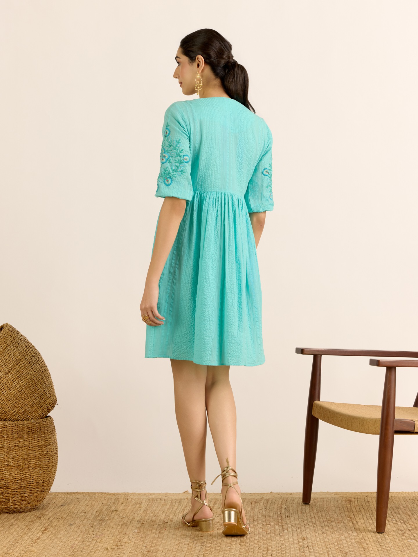 Turquiose Zane Solid Short Dress