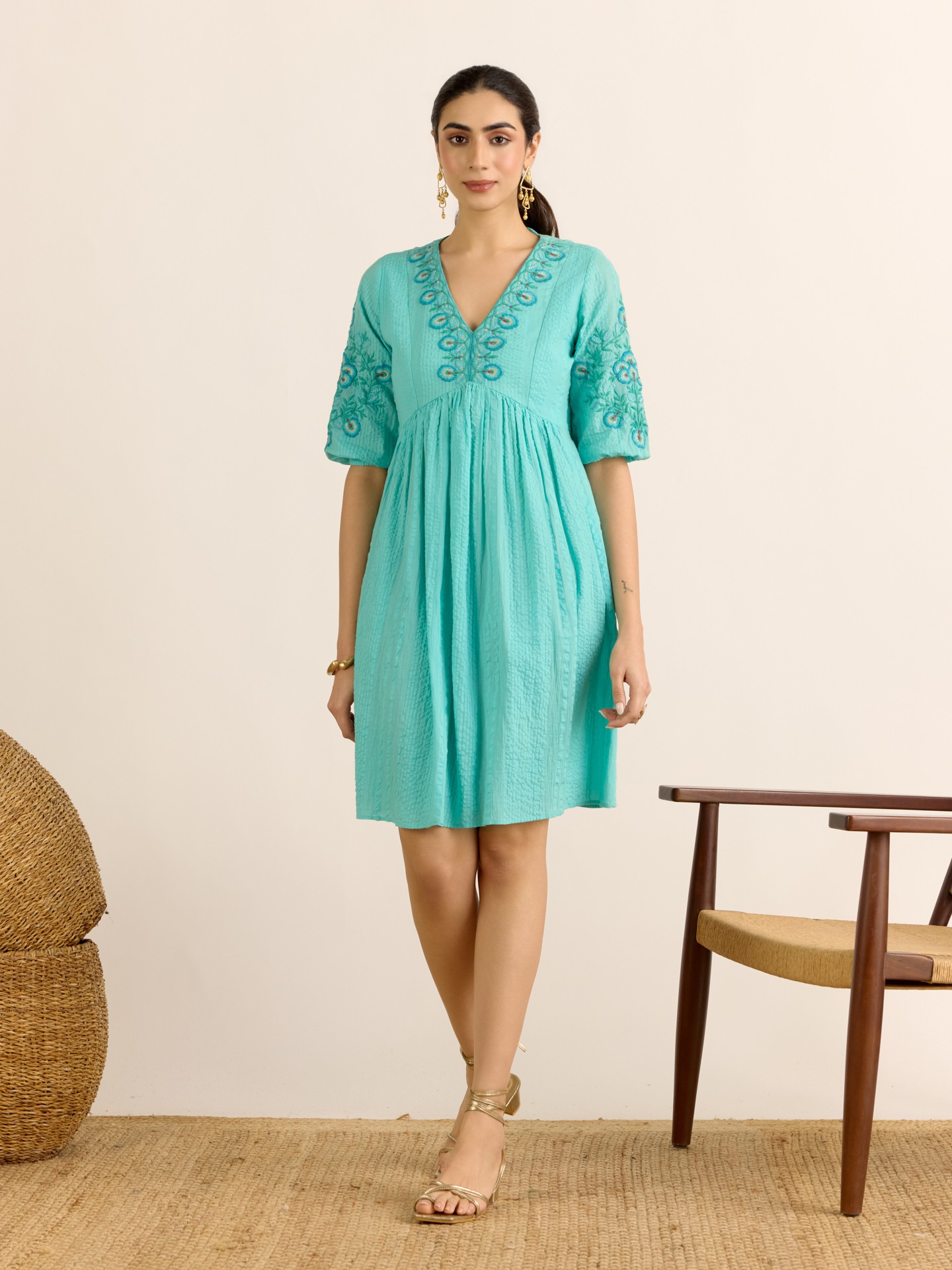 Turquiose Zane Solid Short Dress