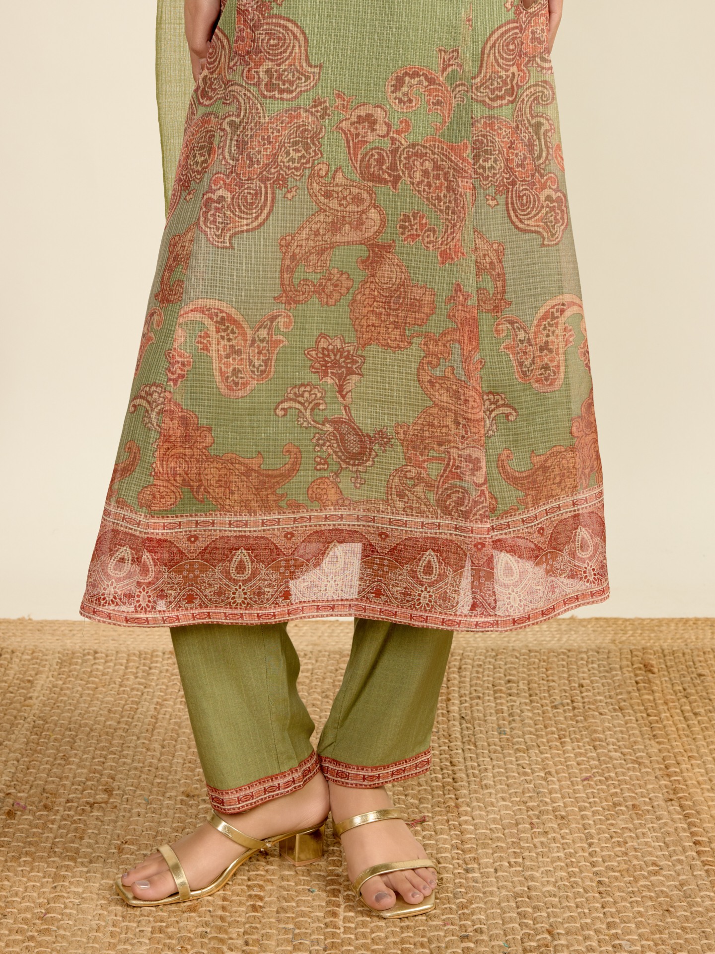 Green Tanush Suit Set
