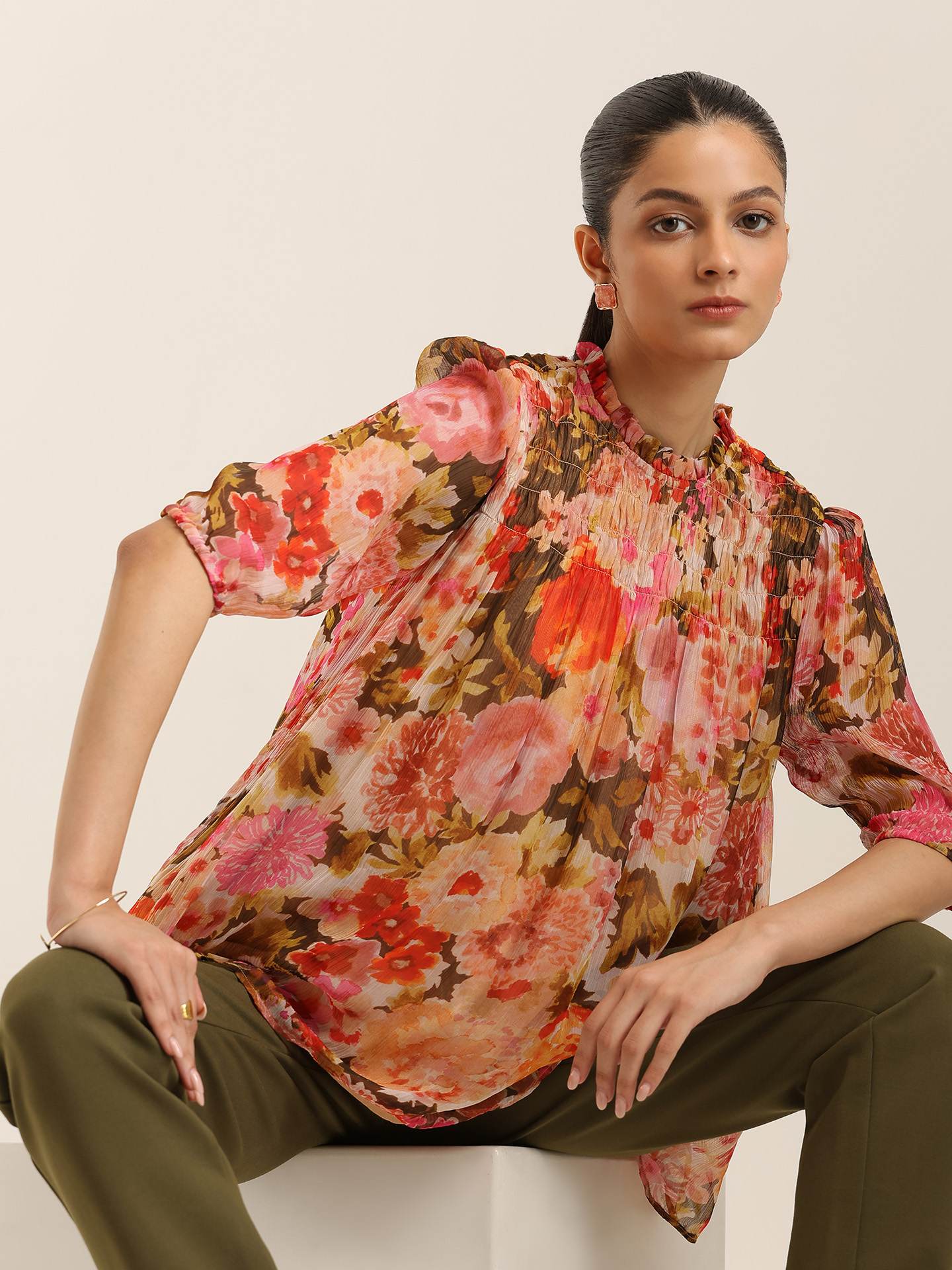 Multi Henry Short Top