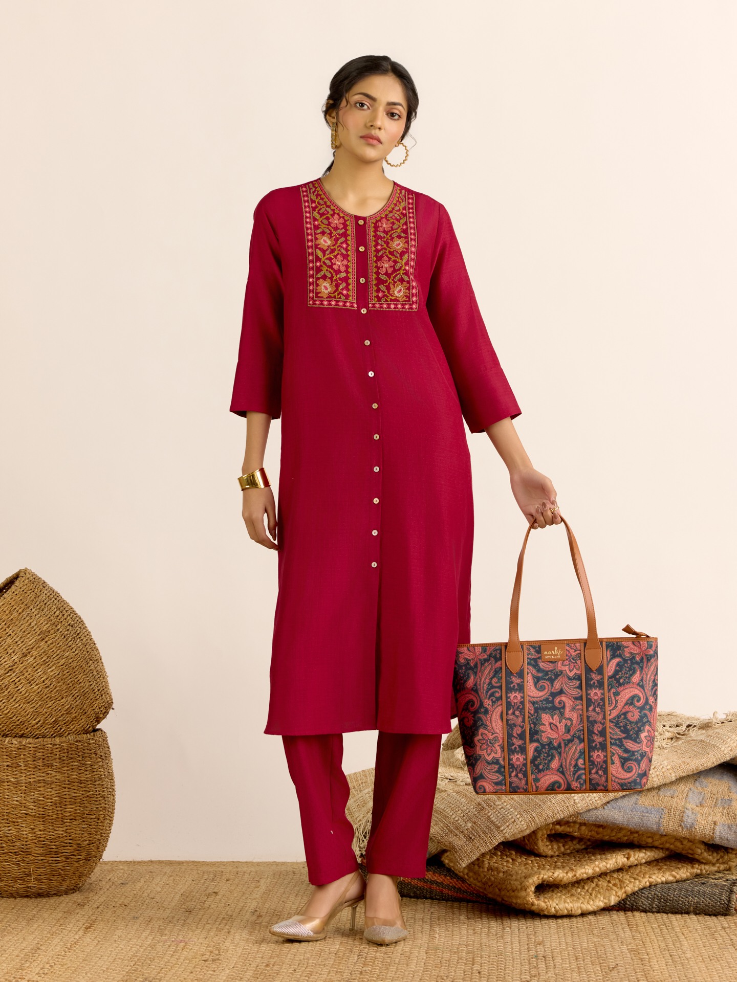 Maroon Gulnaz Kurta Set