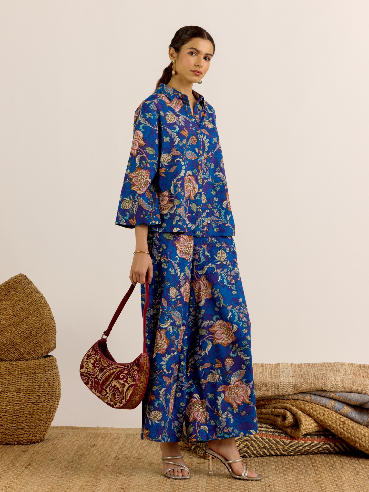 Blue Japanese Flower Cord Set