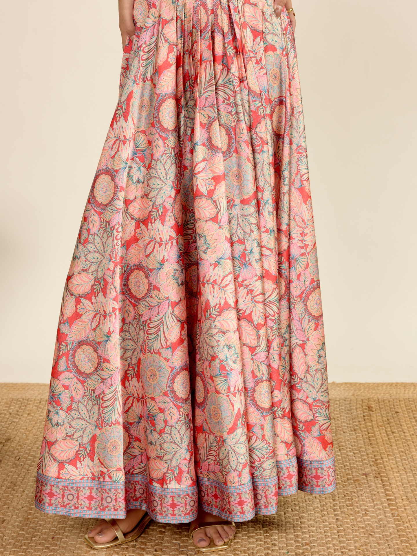 Red Aroma Skirt Set