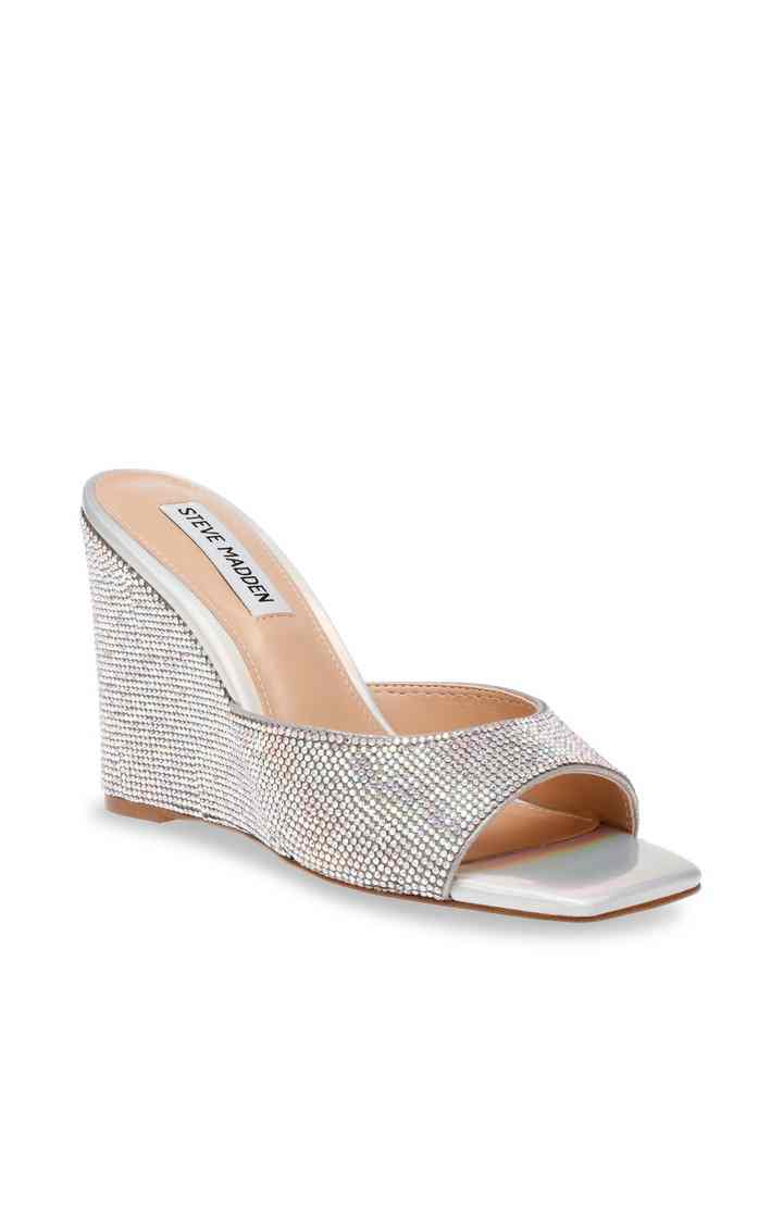 Evoke-R Silver Wedges