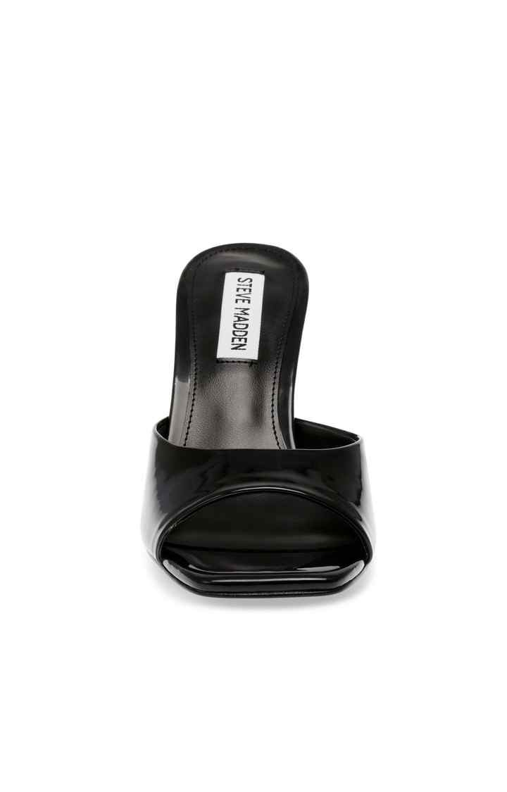 Evoke Black Wedges