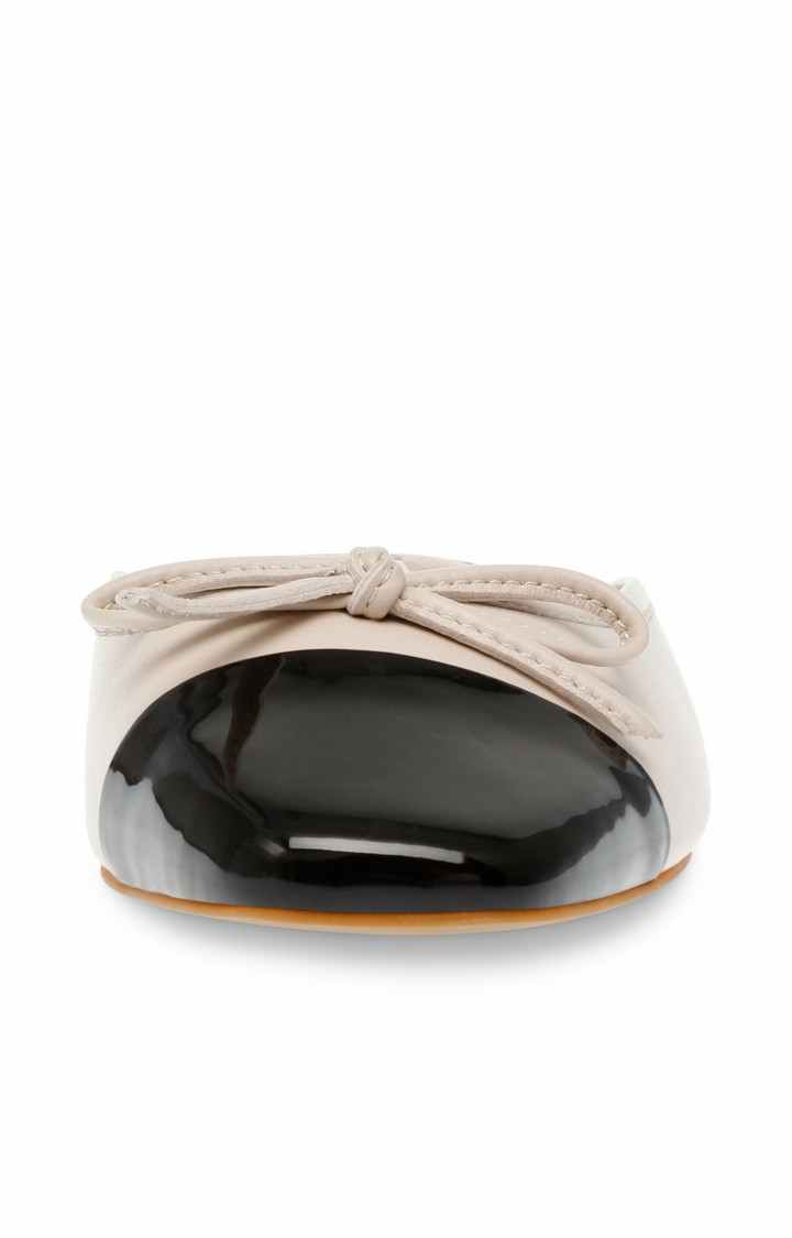 Nella White Closed Flats & Ballerinas