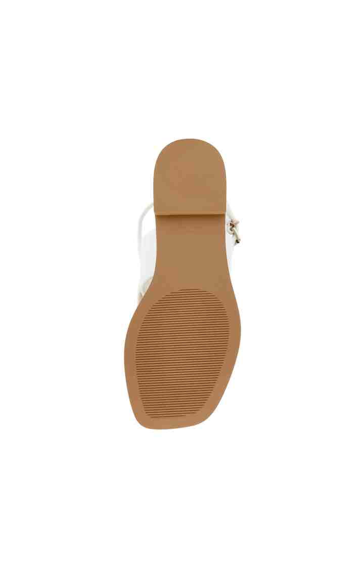 Geniee White Flats