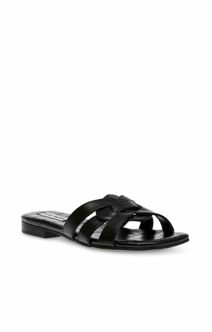 Vcay Black Flats