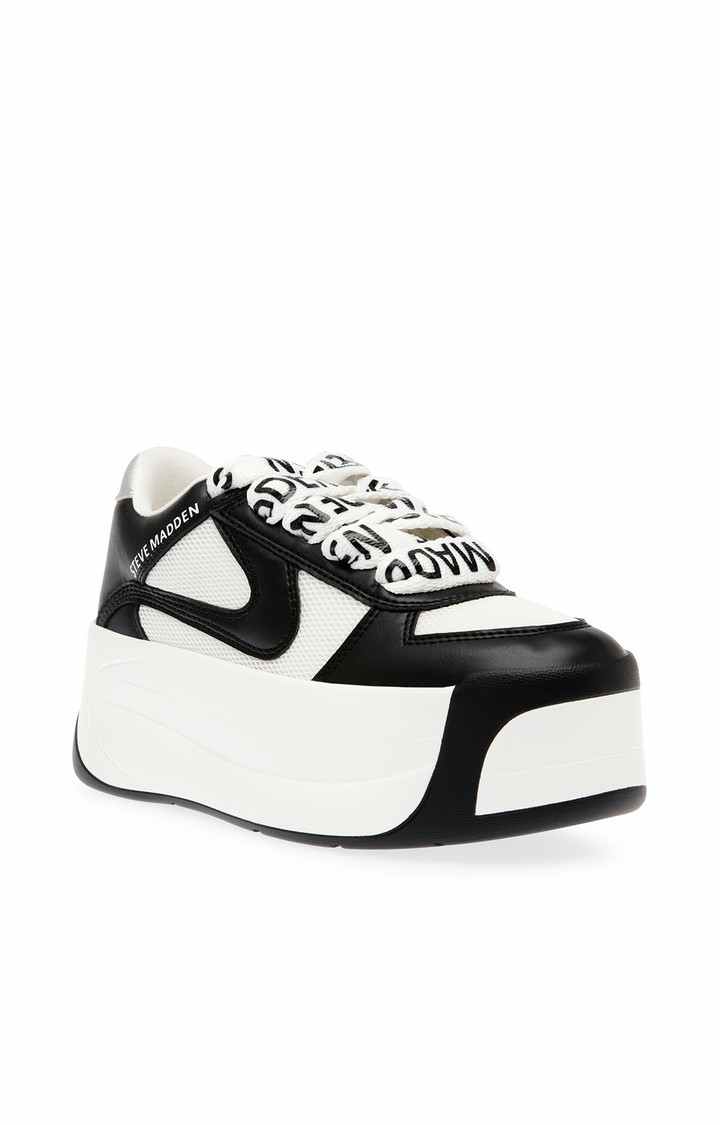 Charge Up Black Sneakers