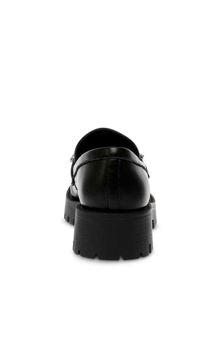 Ludlow Black Closed Flats & Ballerinas