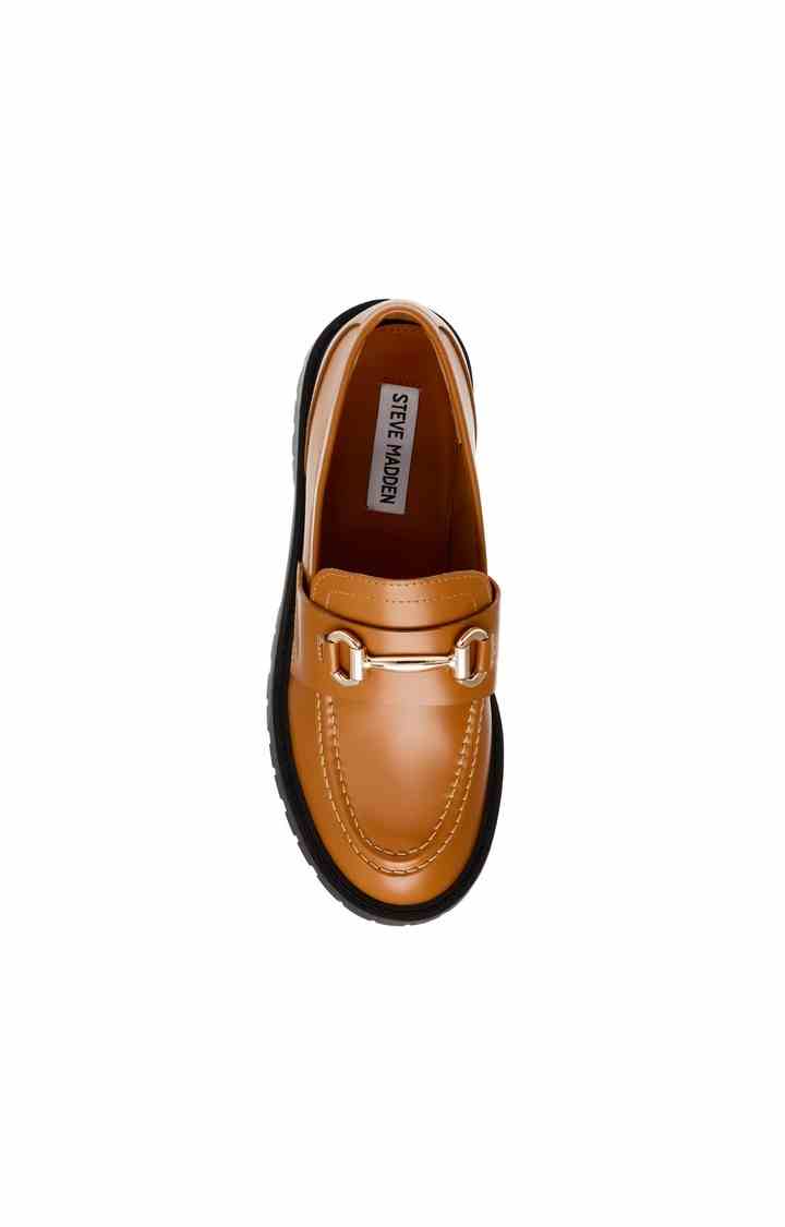 Lando-Cn Tan Closed Flats & Ballerinas