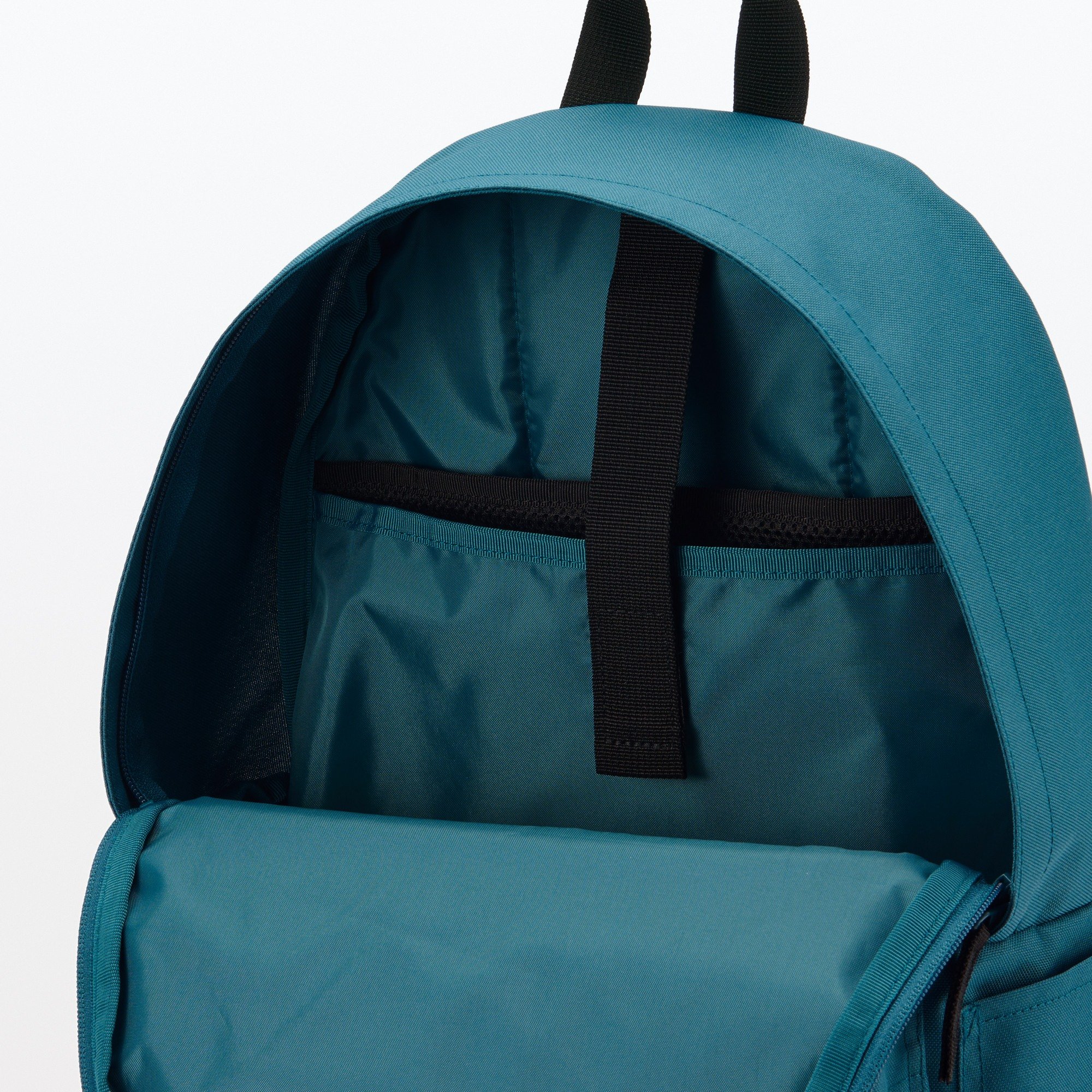 Less tiring water repellent Backpack