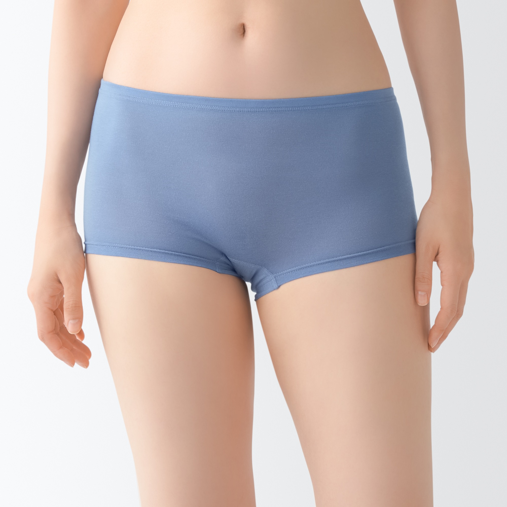 Smooth stretch boy shorts