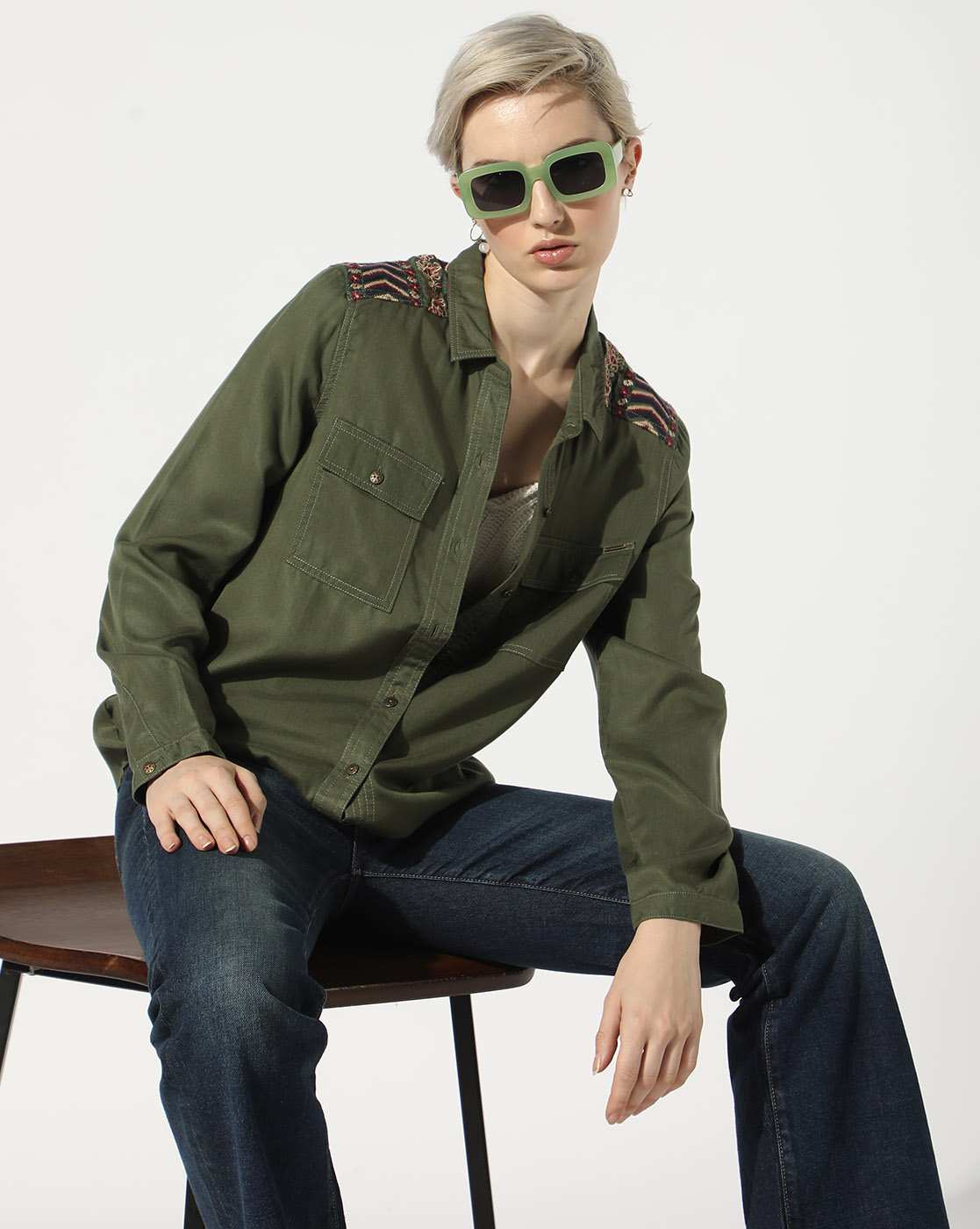 TRIBAL EMB L/S OVERSHIRT